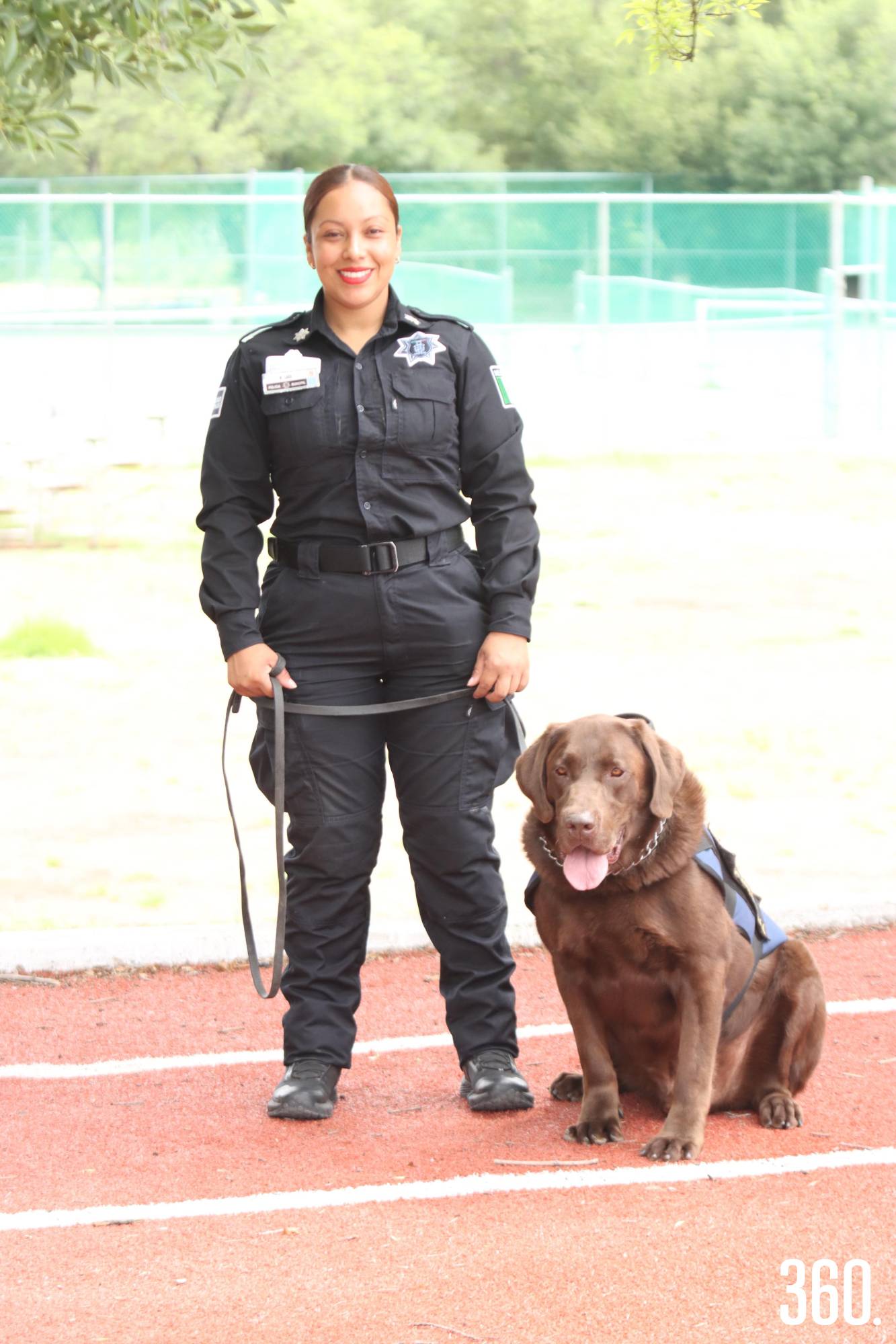 $!“Bear combina trabajo policial con su carácter juguetón y tolerante”. Margarita Lara, manejadora de Bear.