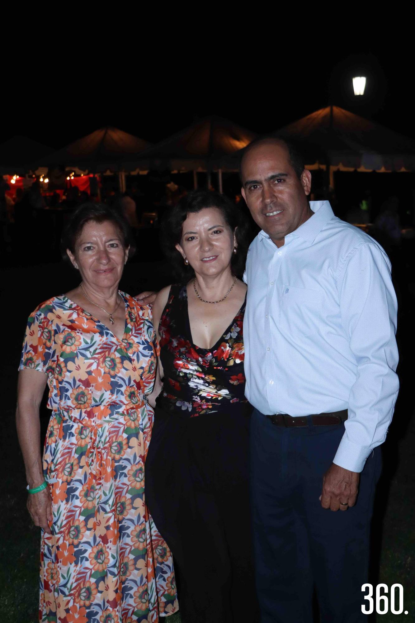 $!Conchis Sánchez, Elva Sánchez y Felipe Martínez.