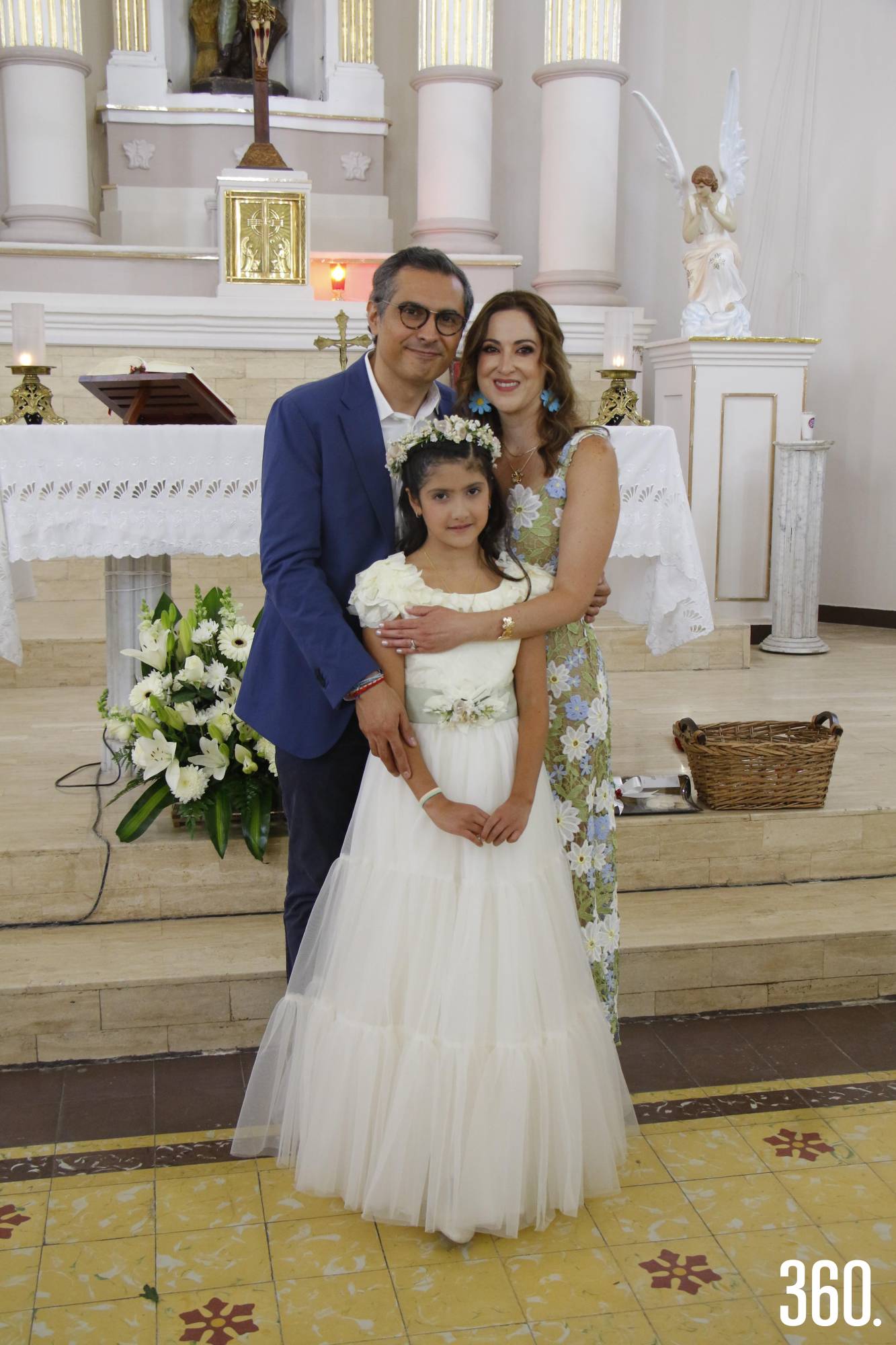 $!Amaia con sus padres, Manuel Hernández y Karla Morales.