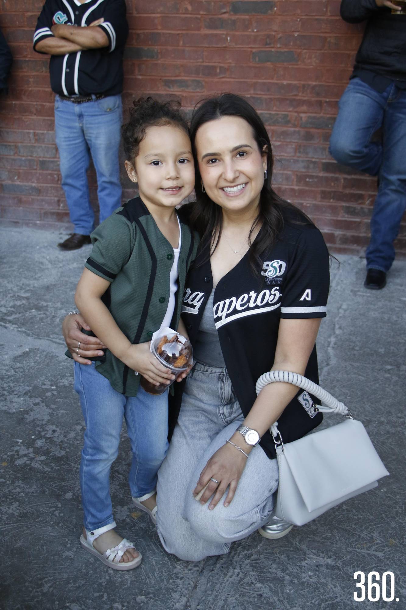 $!María Elisa Torres y Martha Dainitín.