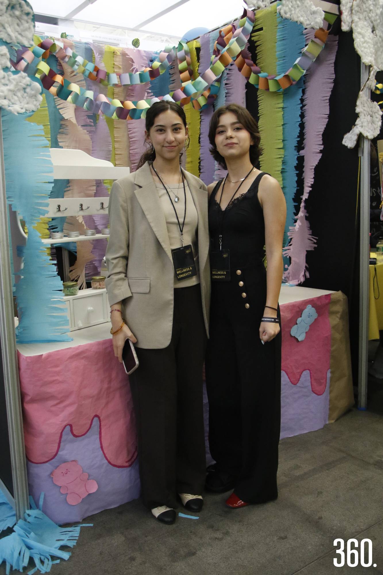$!Giselle González y Rebeca Martínez.