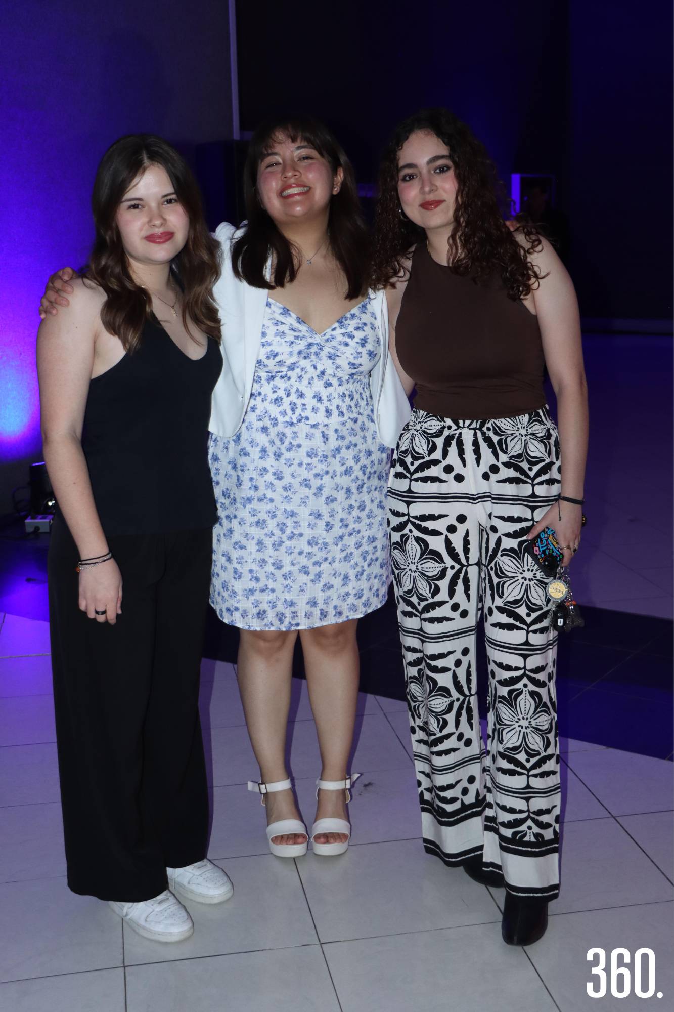 $!Ximena de Luna, Claudia López y Natalia de la Garza.