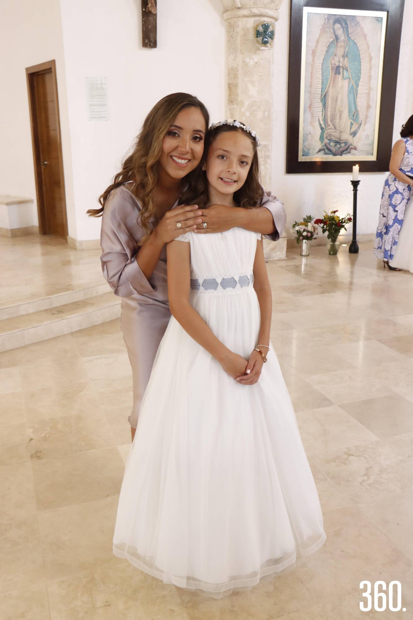 $!Luciana con su madrina, Martha Guerra.