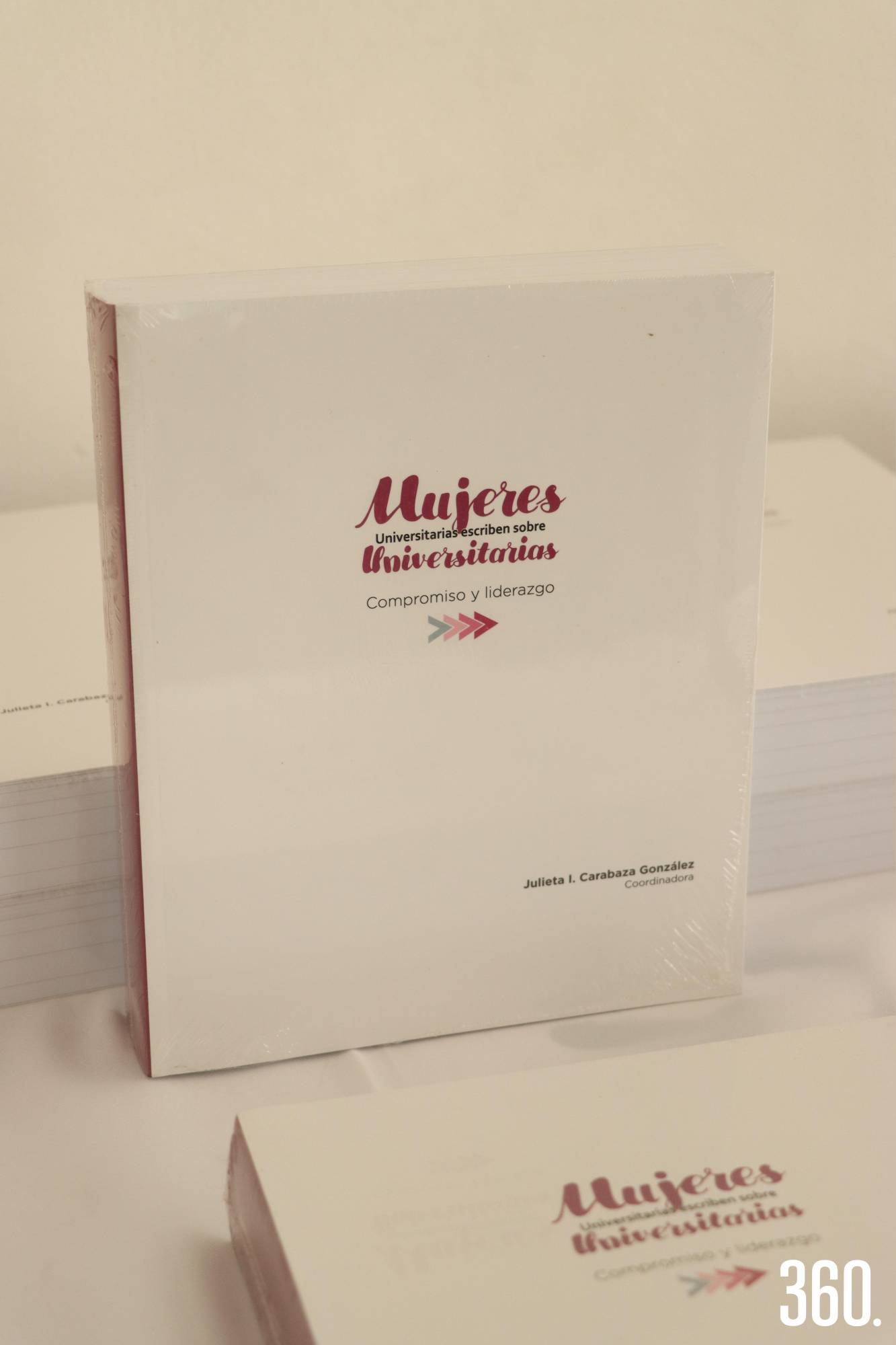 $!Libro “Mujeres universitarias escriben de mujeres universitarias”.