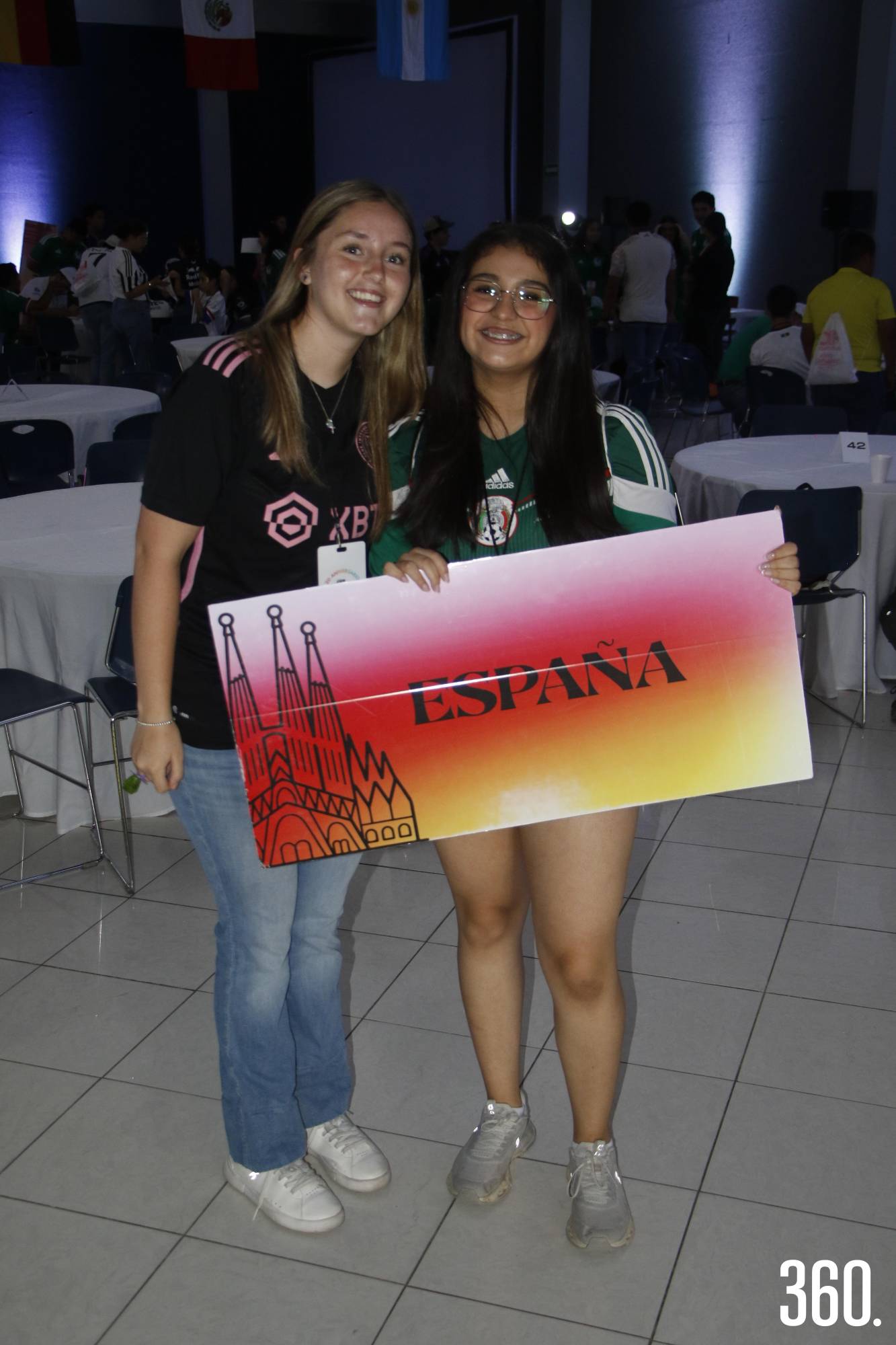 $!Camila Reséndiz y Ana Flores.