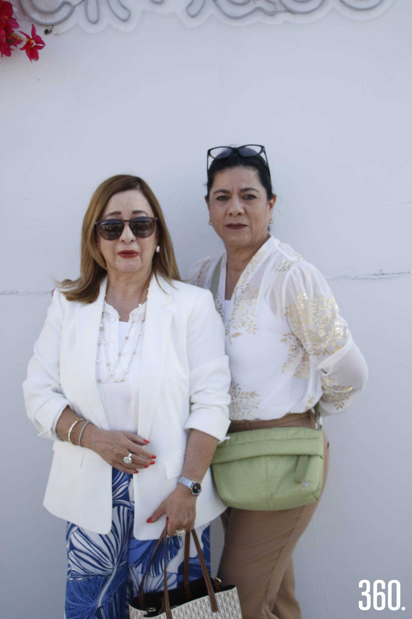 $!Claudia y María Elena Robledo.