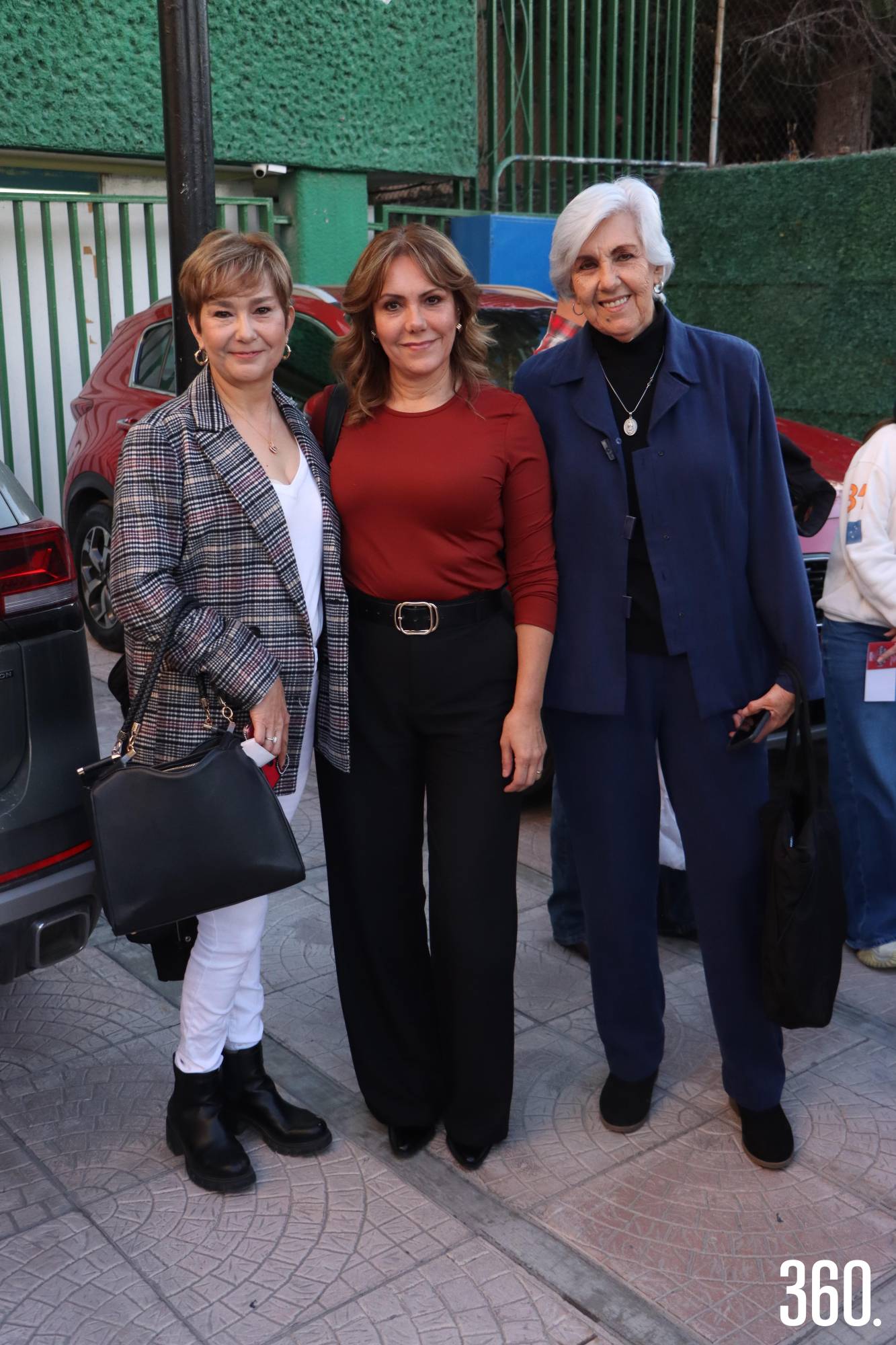 $!Carmen y Laura Sánchez y Argelia Flores.