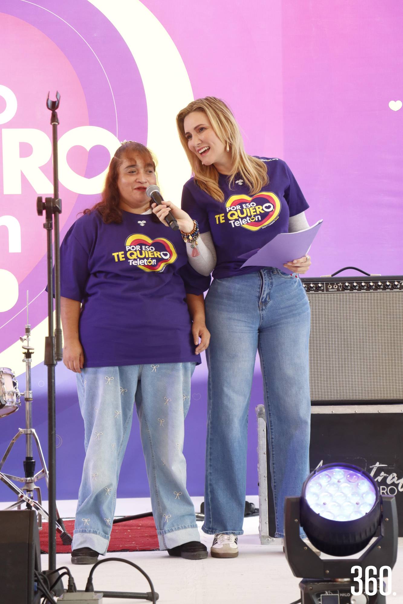 $!Brenda Chávez y Aly Aguirre, conductoras.