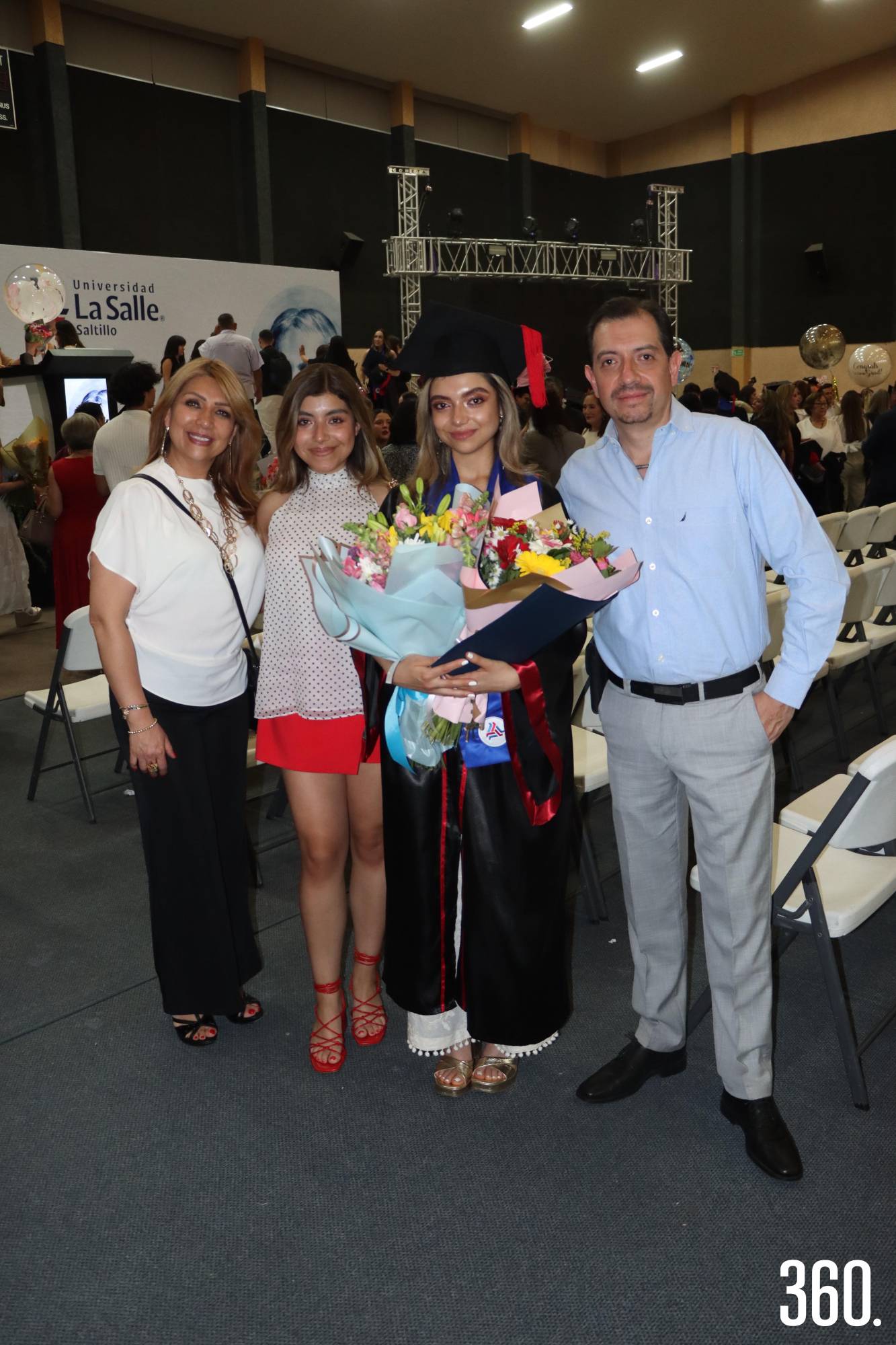 $!María Eugenia Borrego, Luisa Fernanda Molina, Ana Paula Molina y Jorge Molina.