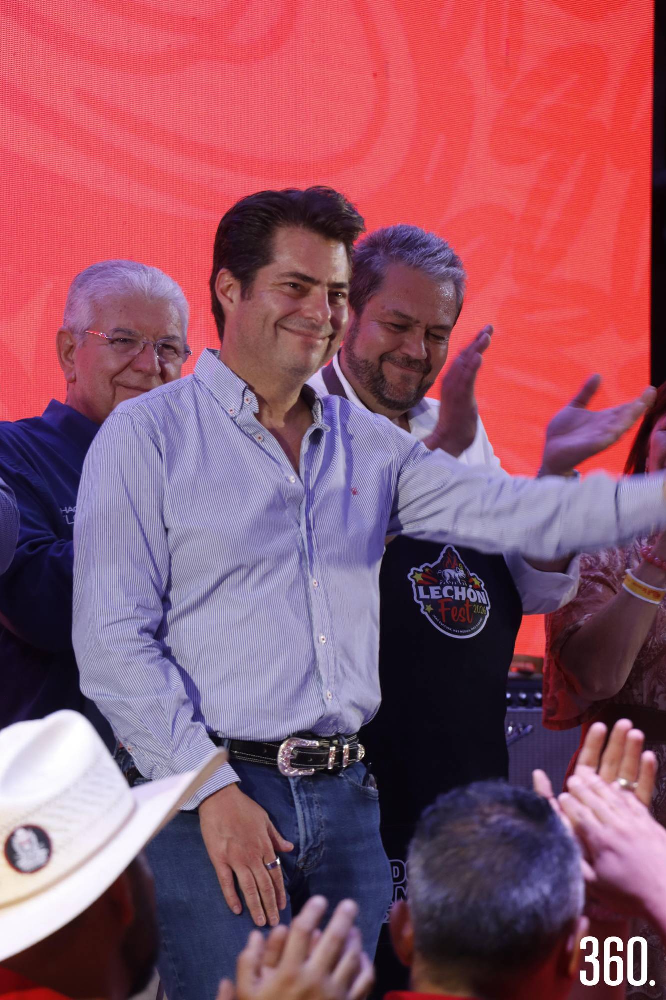 $!Enrique Martínez, secretario de inclusión y desarrollo social en Coahuila, en representación de Manolo Jiménez.