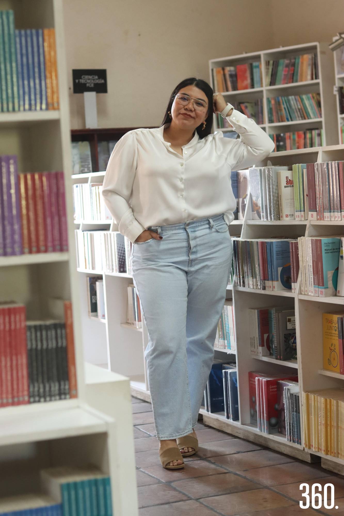 $!Abril trabaja desde la psicología clínica para comprender emociones y resignificar experiencias personales.