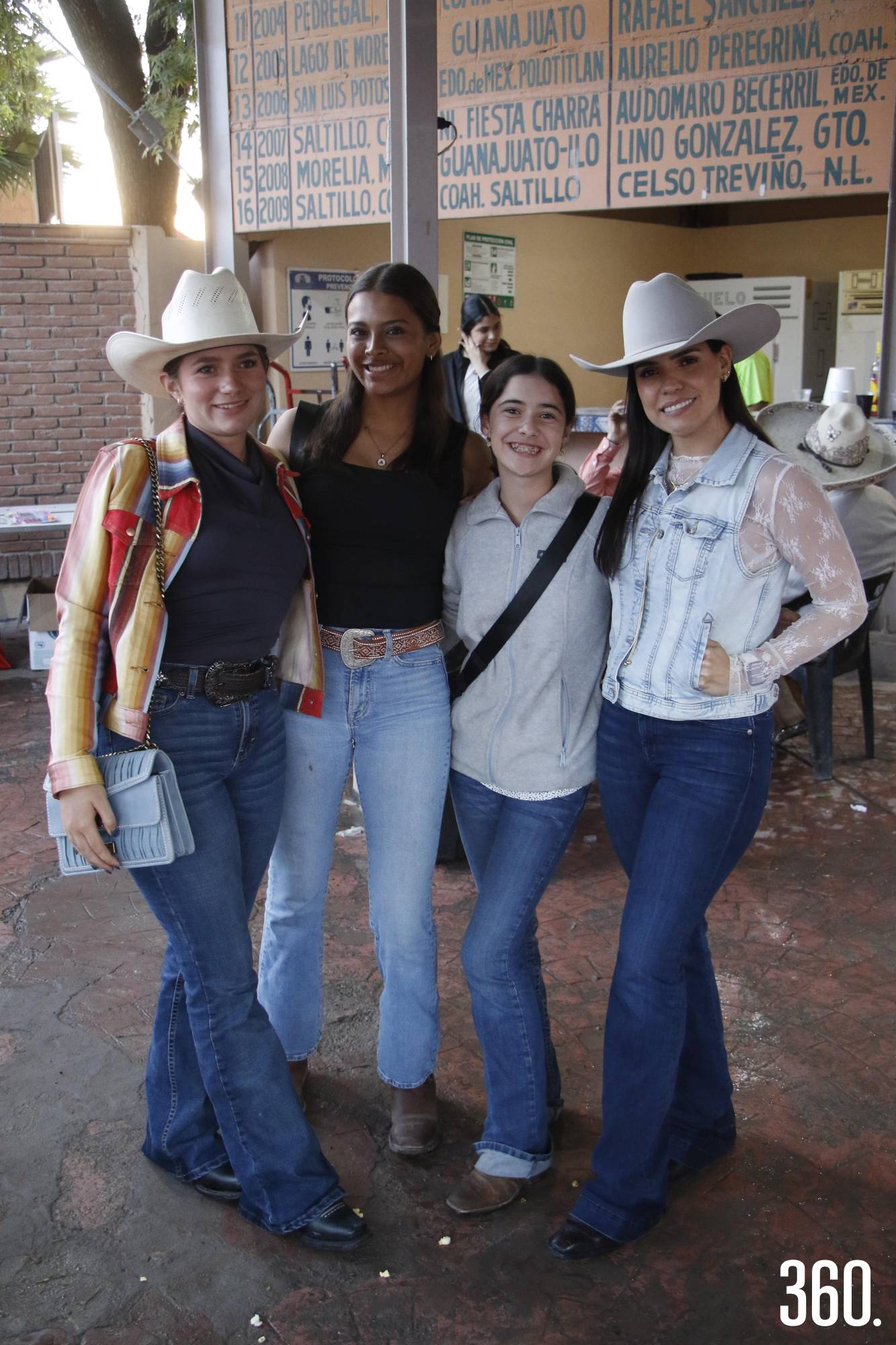 $!Isabella Contreras, Ana Lucía Córdova, Monse Orozco y Fernanda Dávila.