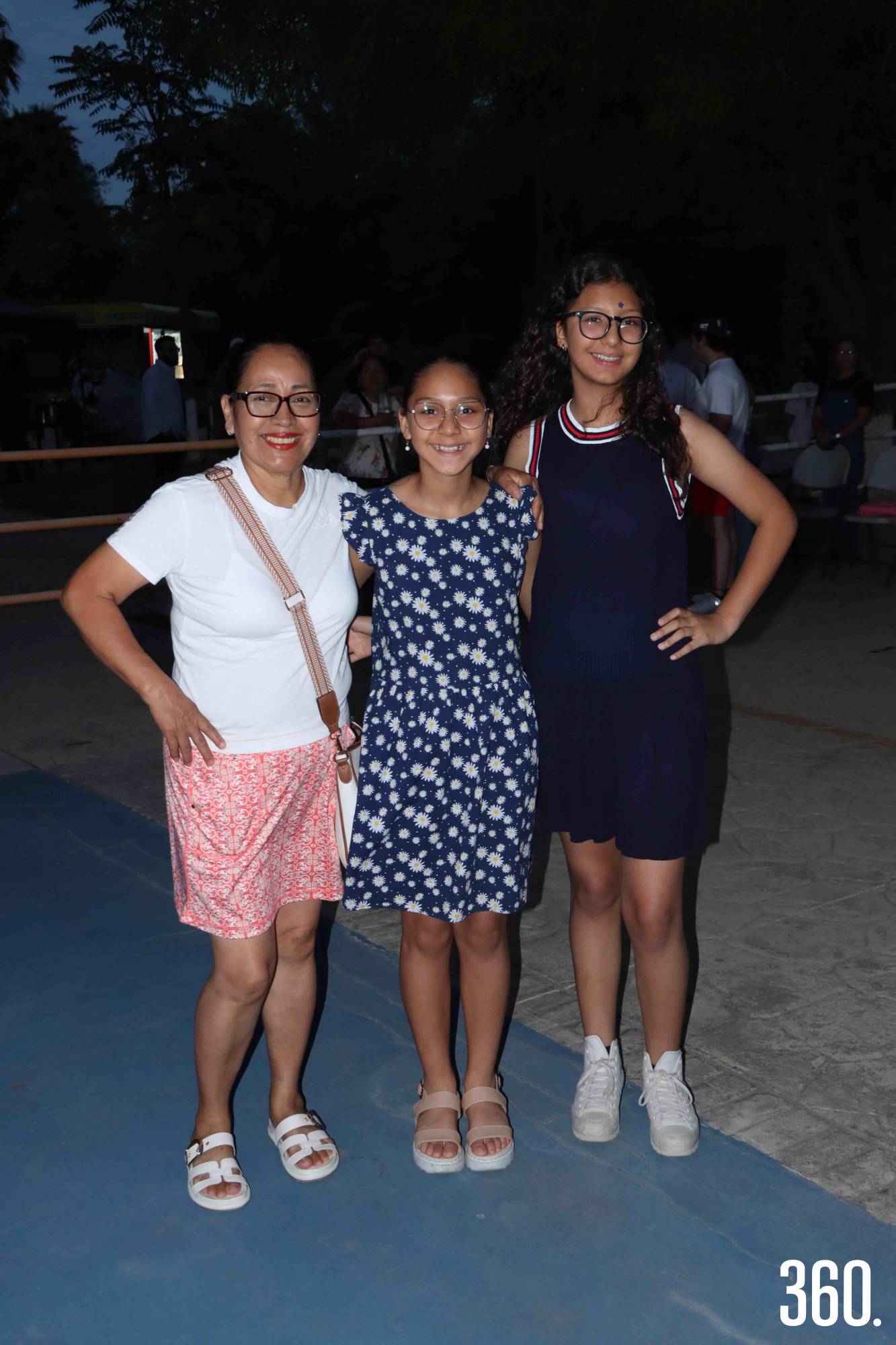 $!María de Lourdes López, Sofía Garza y Mariajosé Garza.