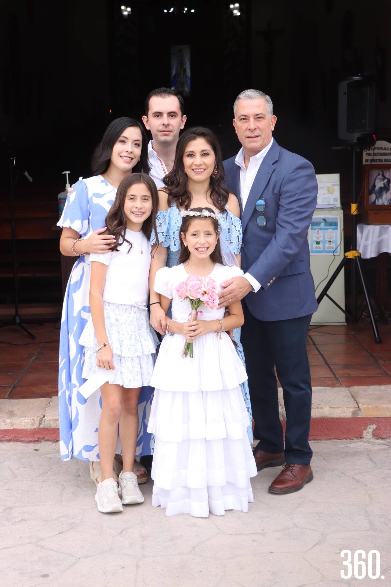 $!Berenice con su familia, María Fernanda, Mariángela y Rodrigo Lara, Berenice Riojas y Rodrigo Lara.