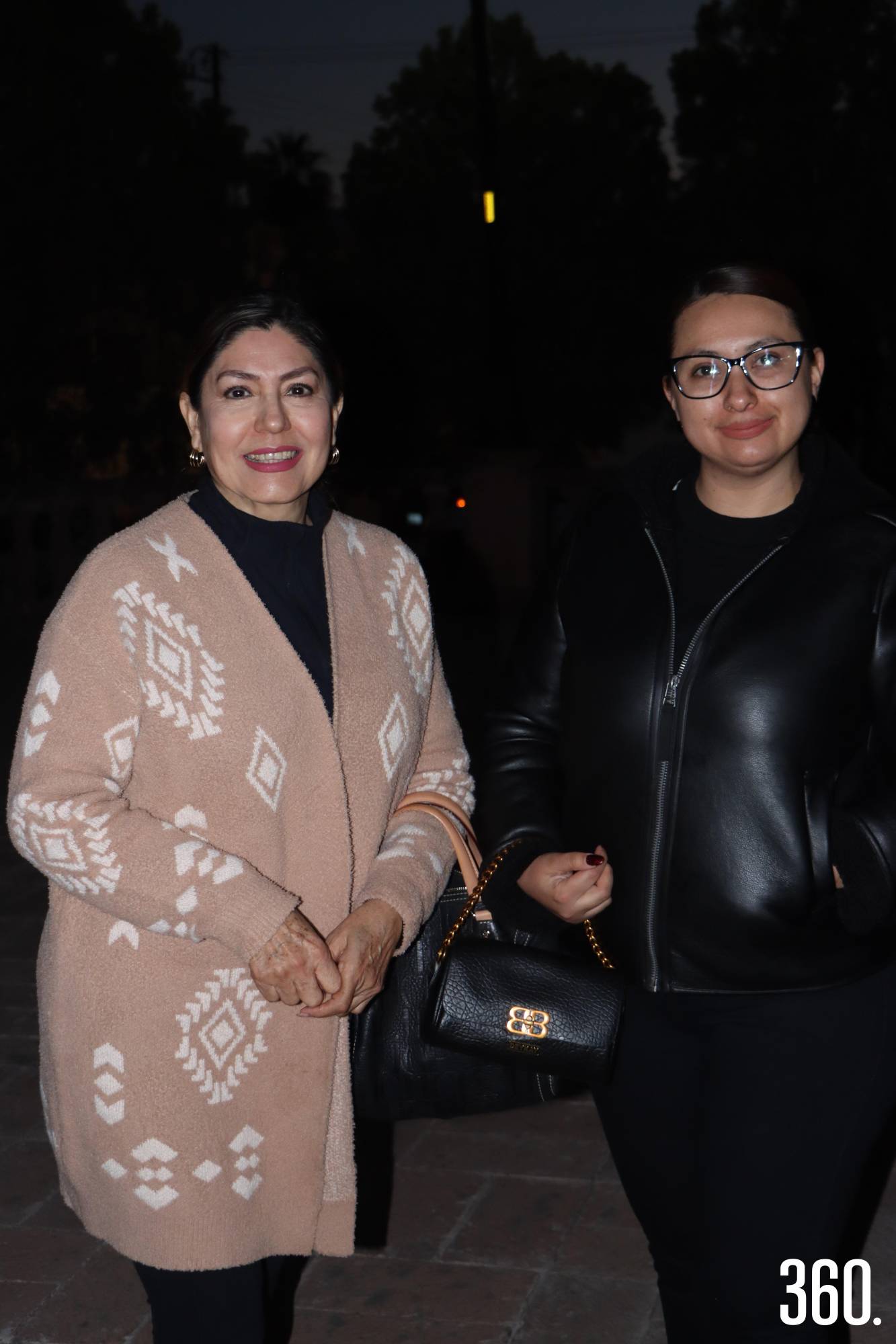 $!Mayela Hernández y María Muñiz.