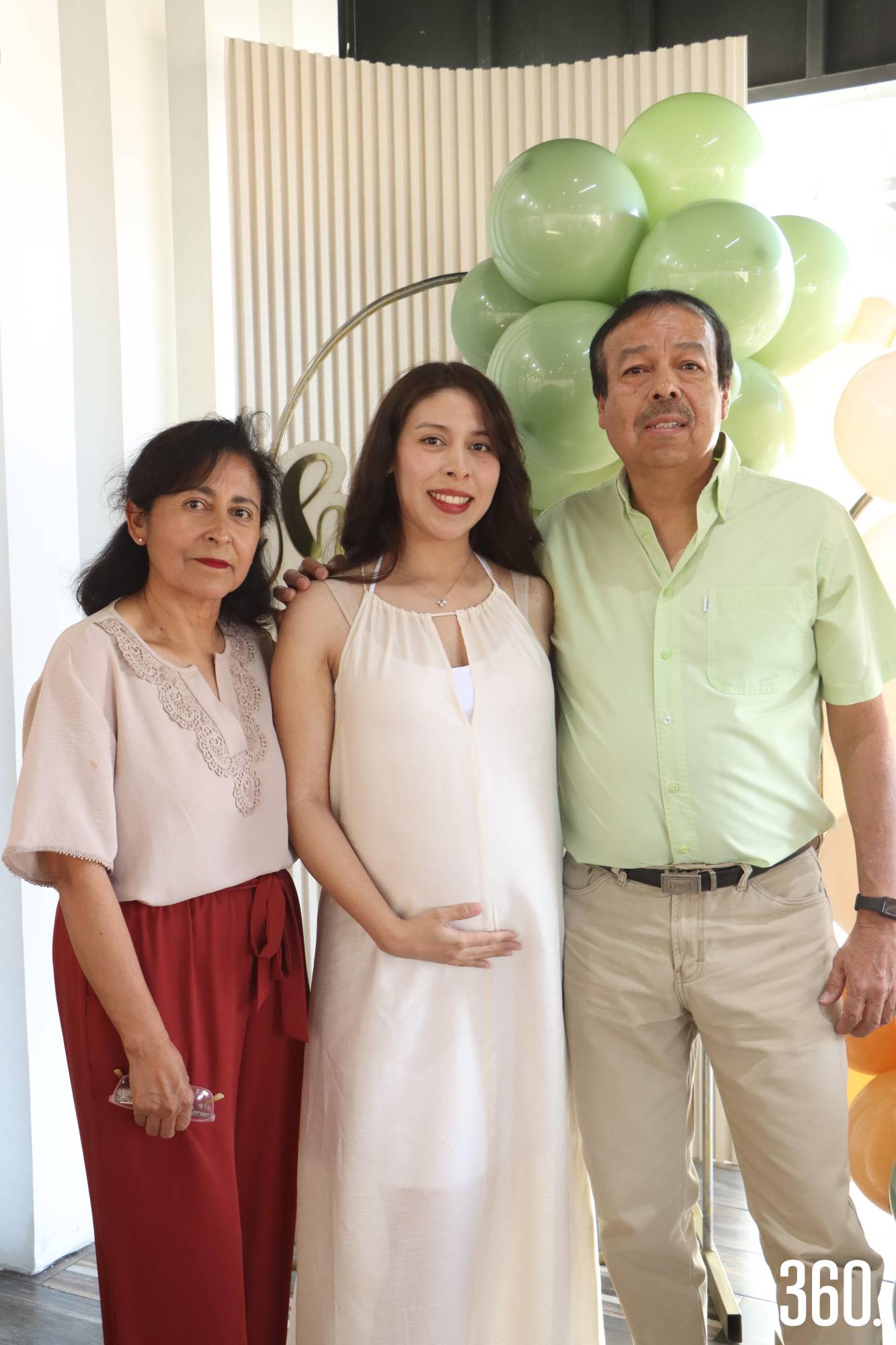 $!Melissa con sus padres, Juani Peña y Jesús Salas.