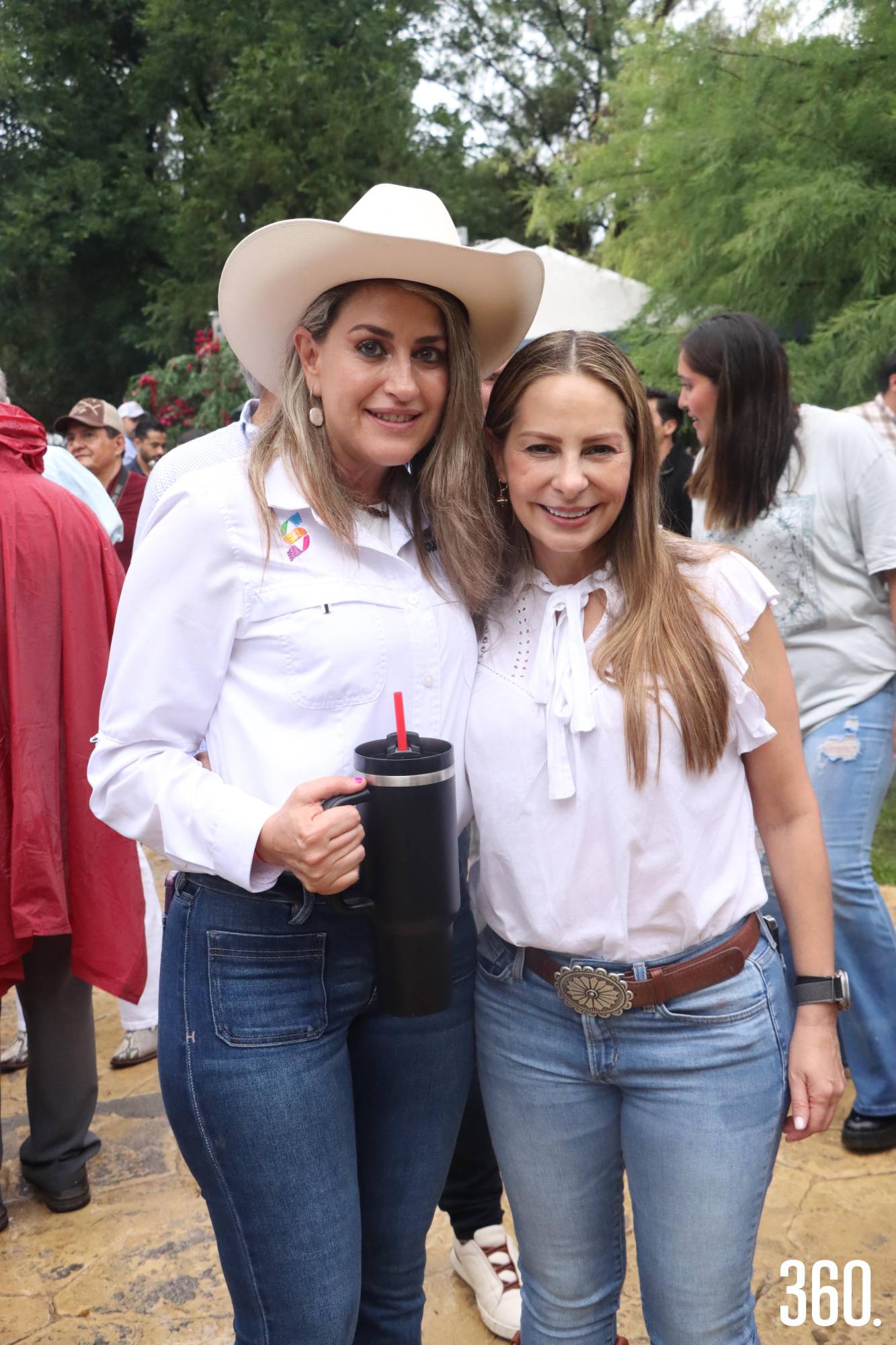 $!Lydia González y Cristina Amezcua.