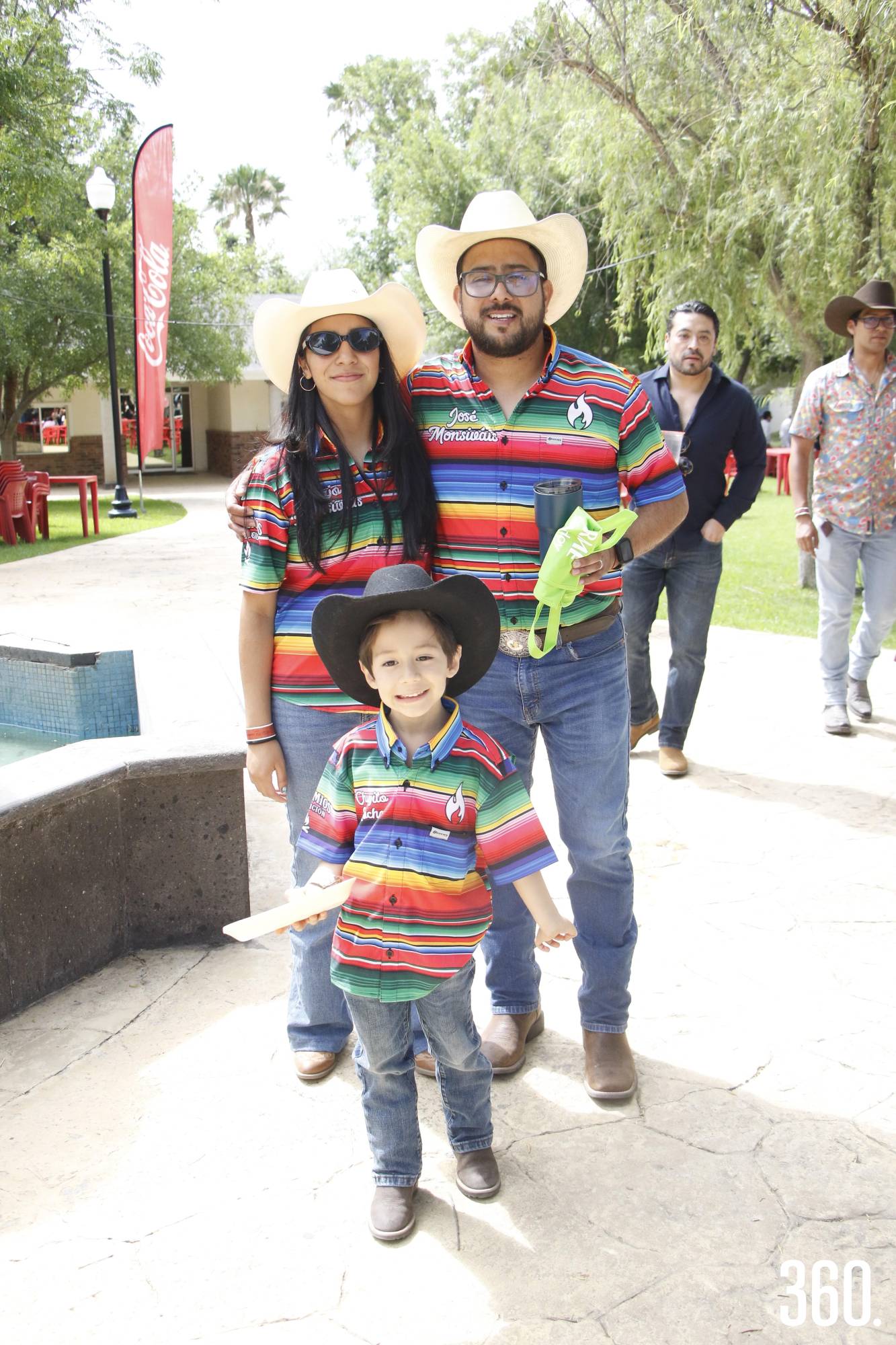 $!Majo y Pepe Monsiváis y Chuyito Rocha.