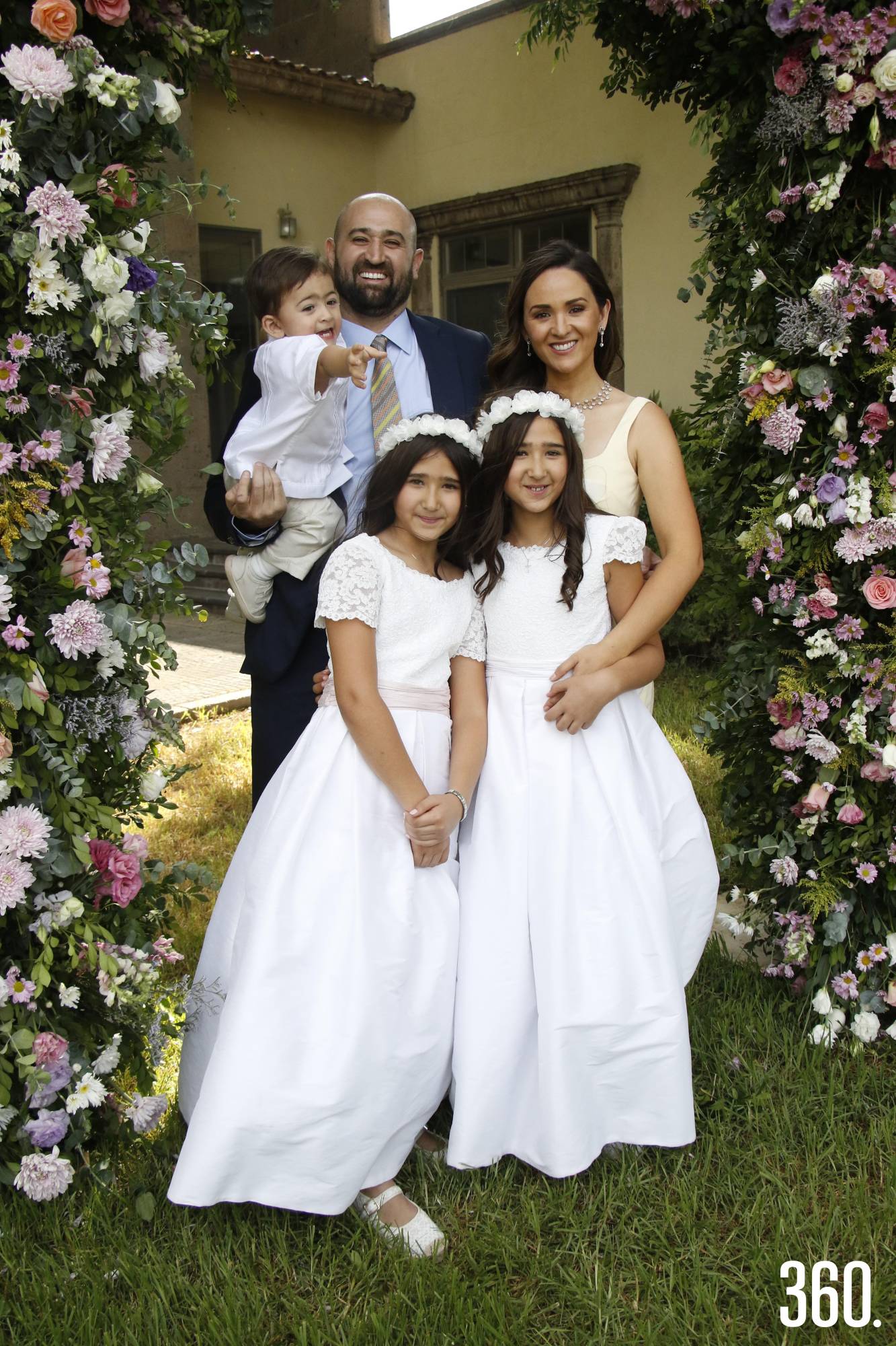 $!Alina y Marian con sus padres y hermano, Kemil Papadopulos, Kemil Papadopulos y Marcela López.