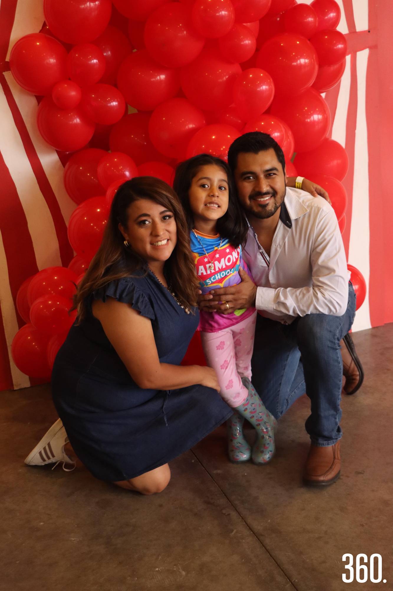 $!Johanna Flores, Emma Alcantar y Rolando Alcantar.