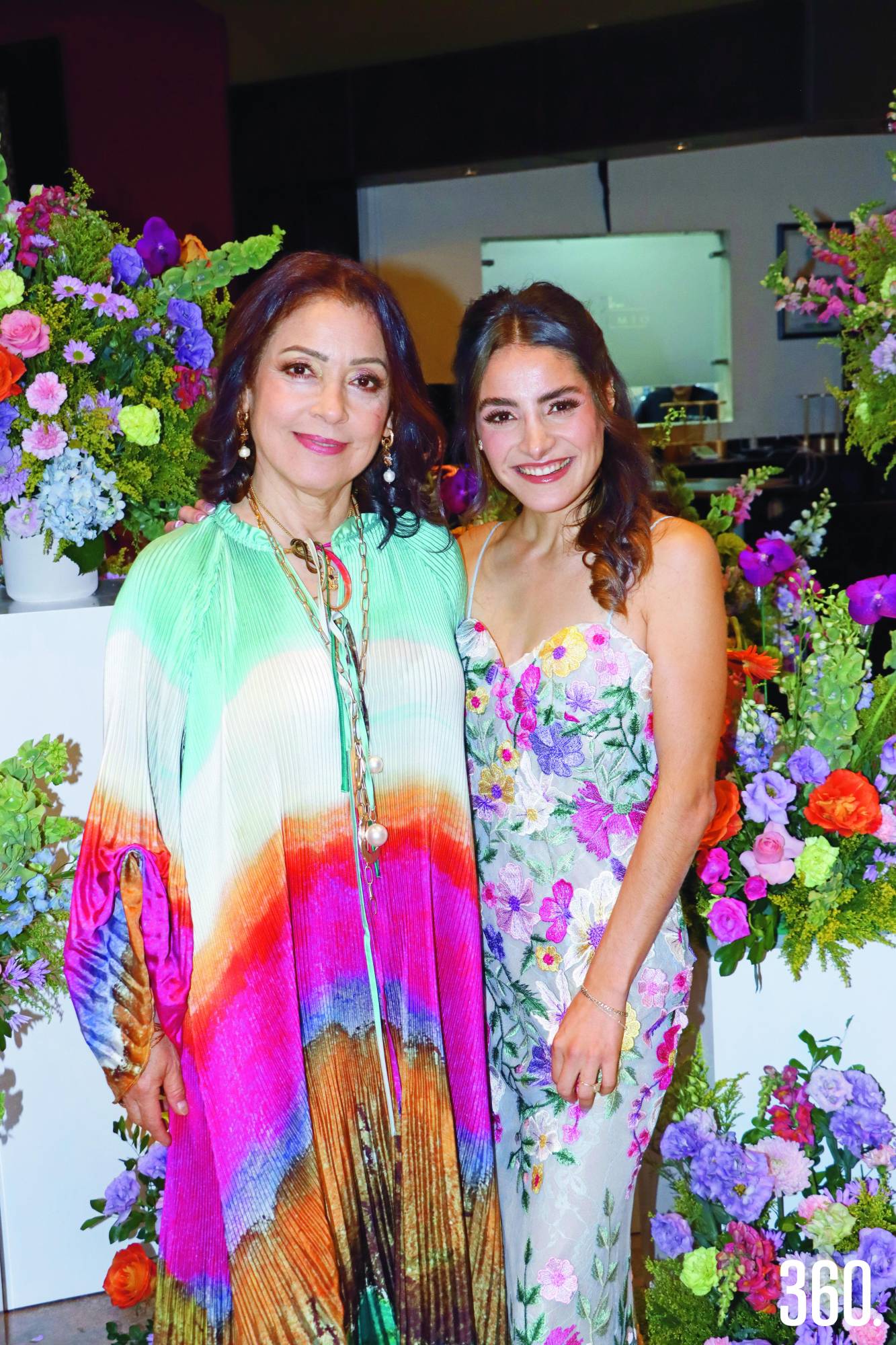 $!Fernanda con su mamá, María Esther Díaz.