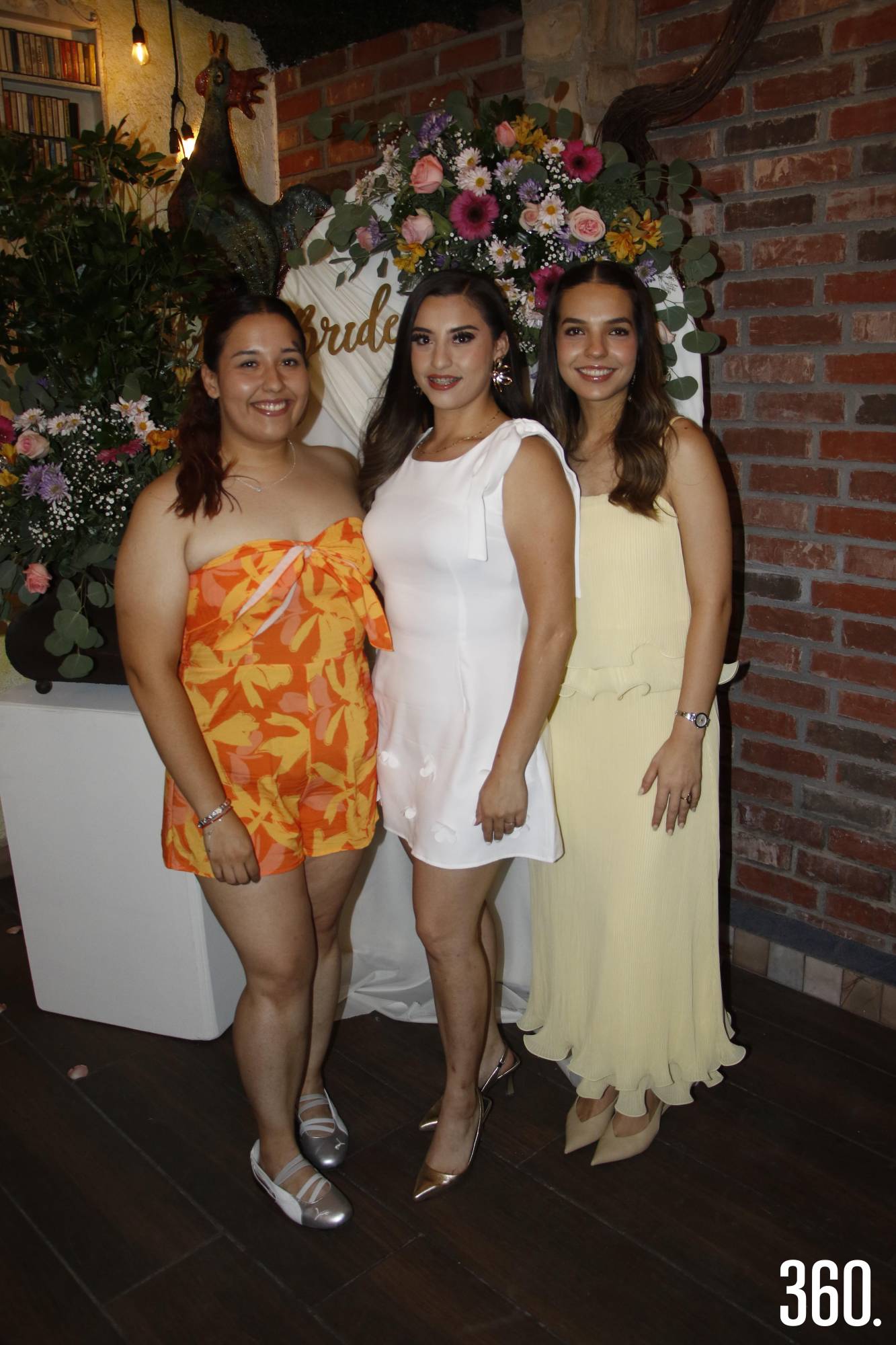 $!Daniela con su hermana, Ana Paula Peña y su prima, Mabel Ledezma.