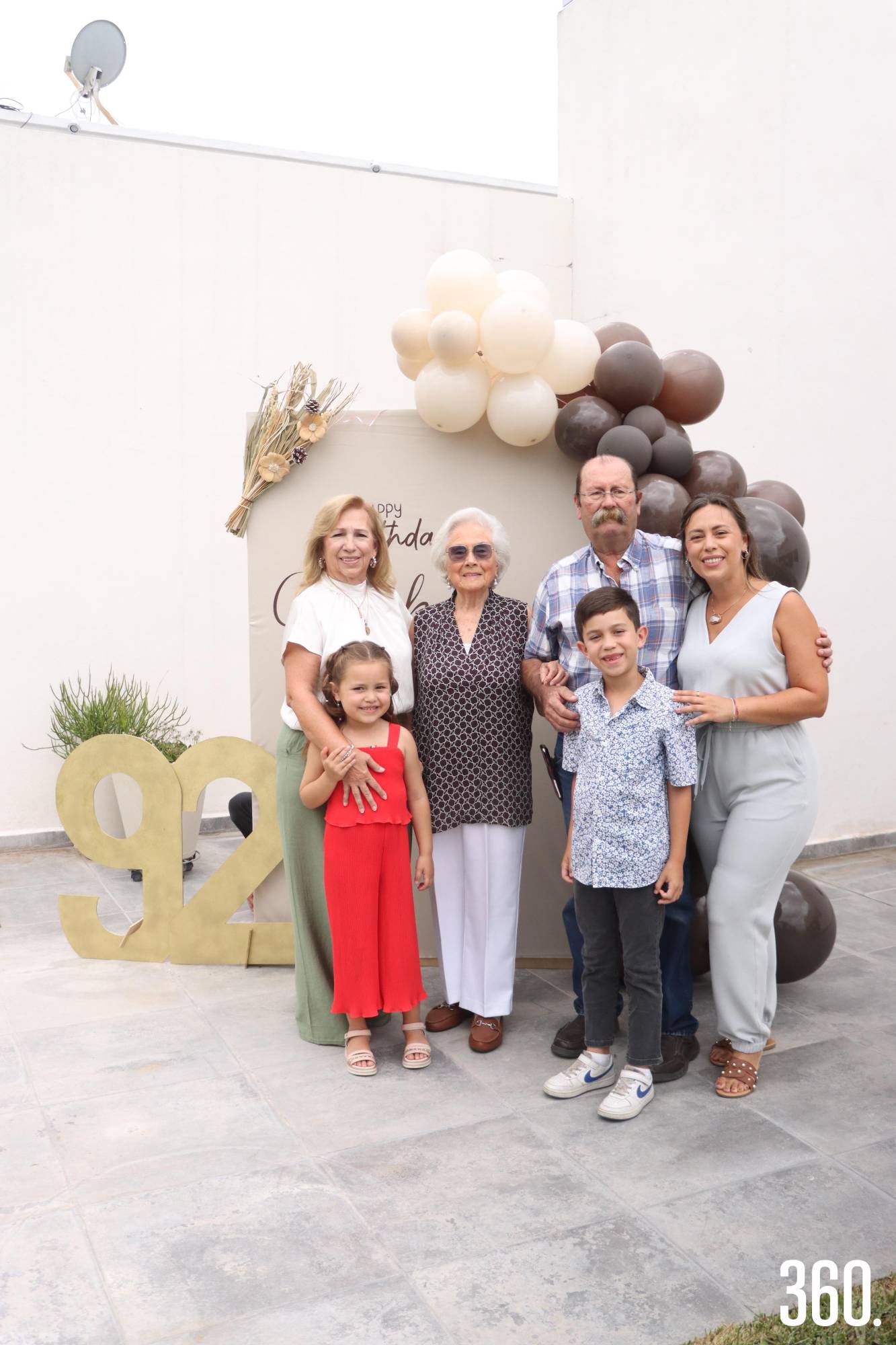 $!Concha con Laurentina González, Gustavo Garza, Eugenia, Poncho y Laura María Garza.