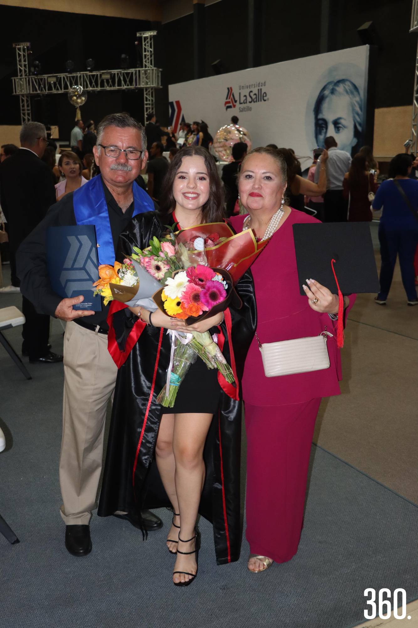 $!Telémaco Zertuche, Marcela Zertuche y Ana Laura Yáñez de Zertuche.