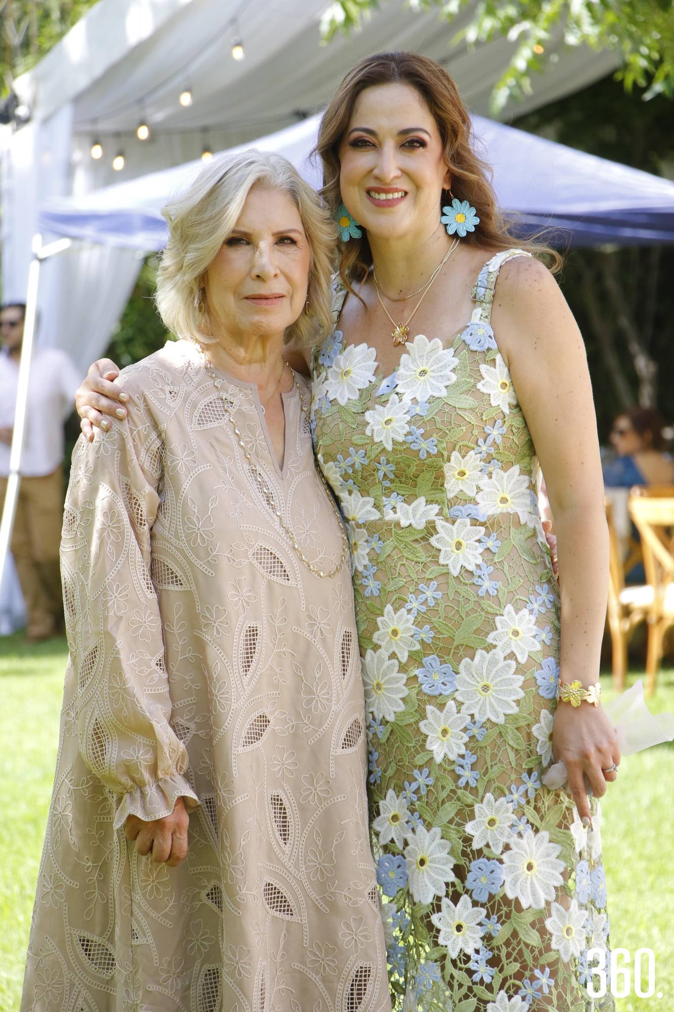 $!Rosy Almanza de Morales y Karla Morales.