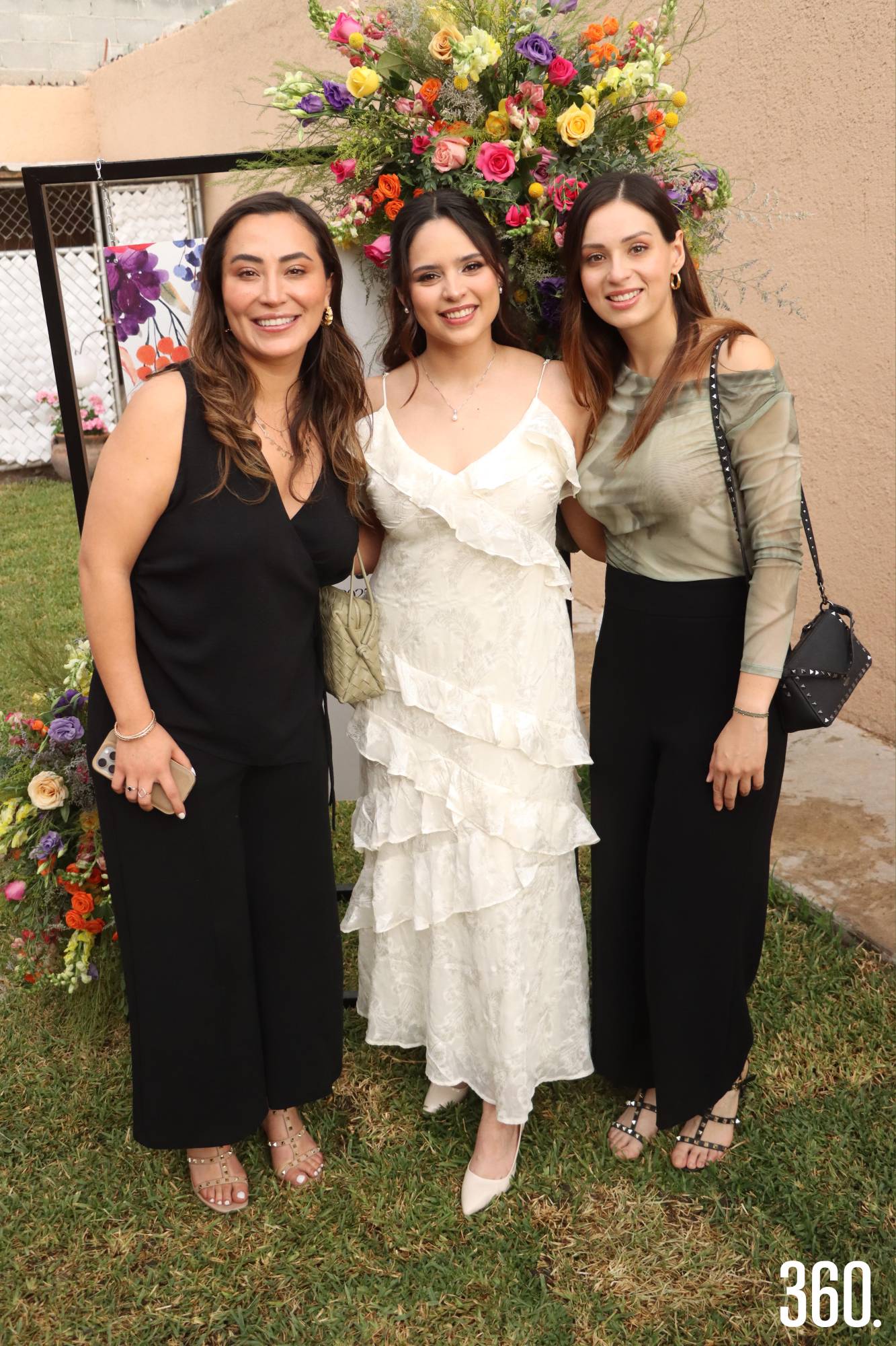 $!María José con Paulina Hernández y Marissa Álvarez.
