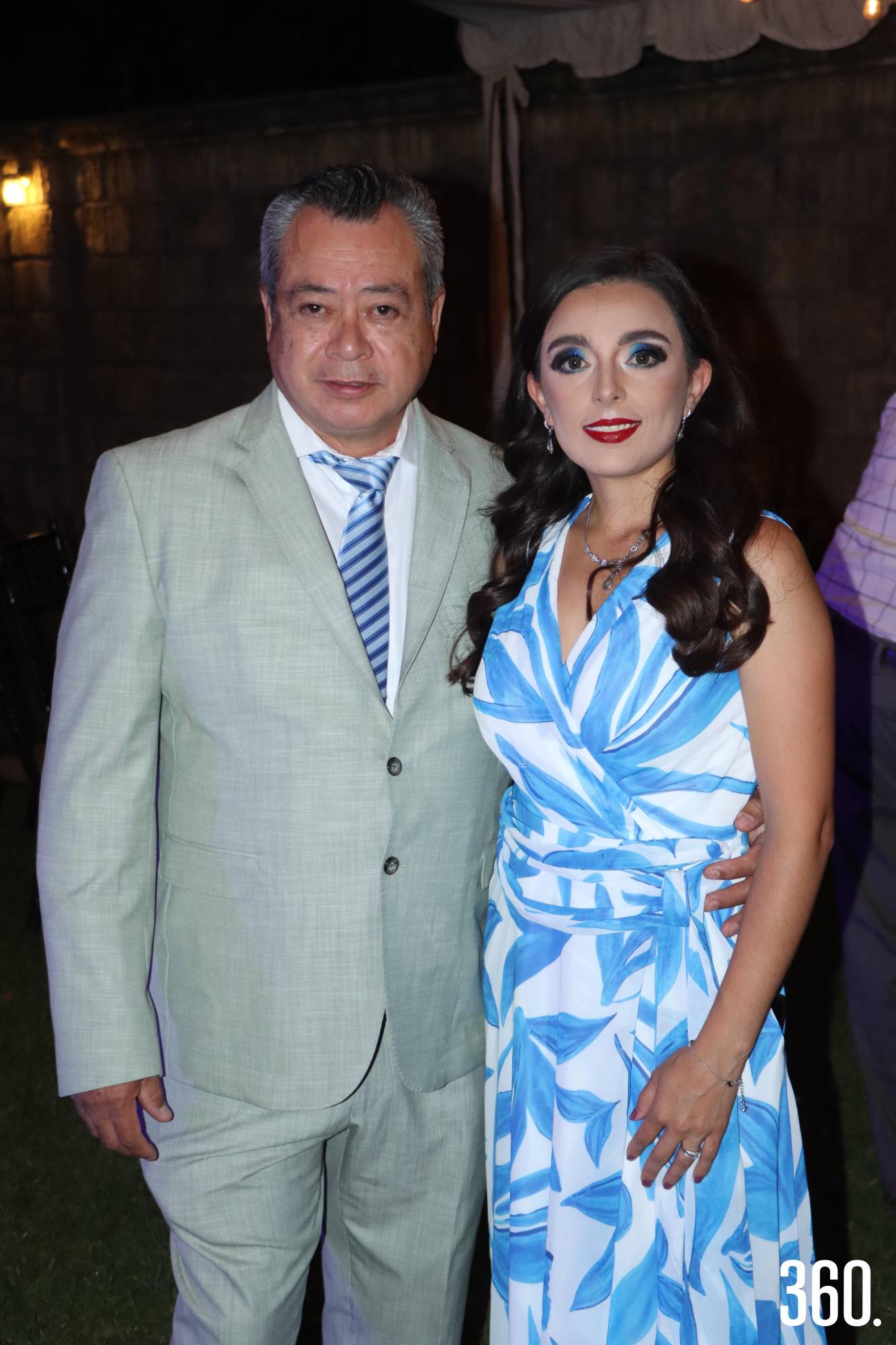 $!Marco Saucedo con su esposa, Maricruz de Saucedo.