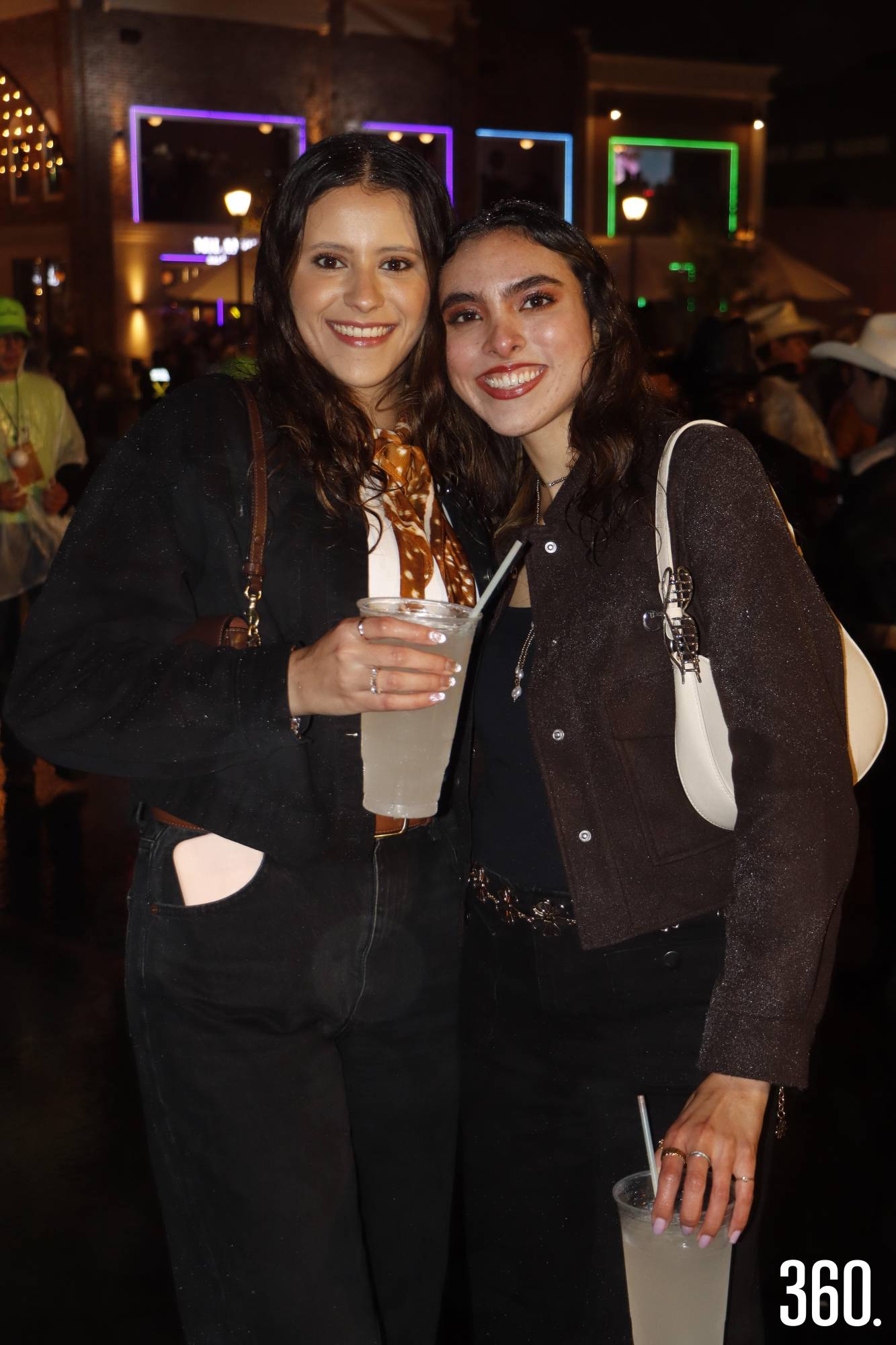$!Fernanda Rodríguez y Kathya Ferreira.