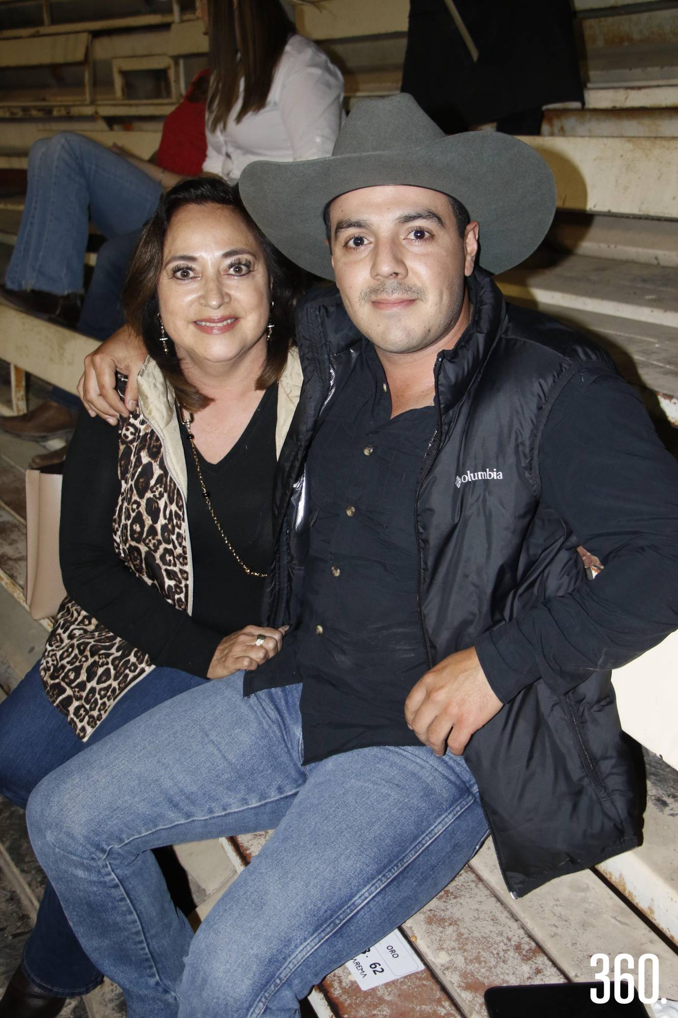 $!Yolanda Martínez y Victor Mendoza.