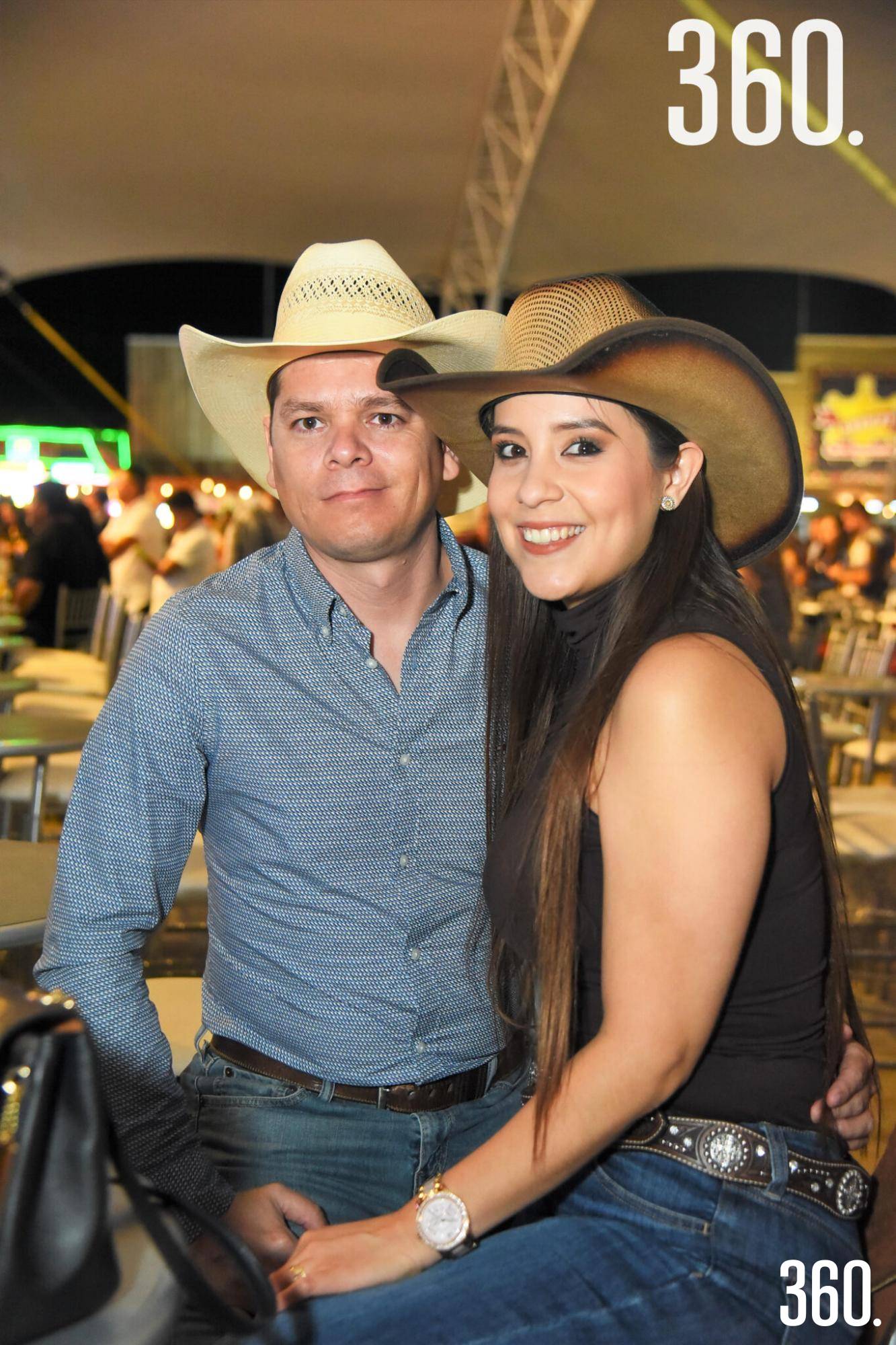 $!Erick Betancourt y Valeria Valdés.