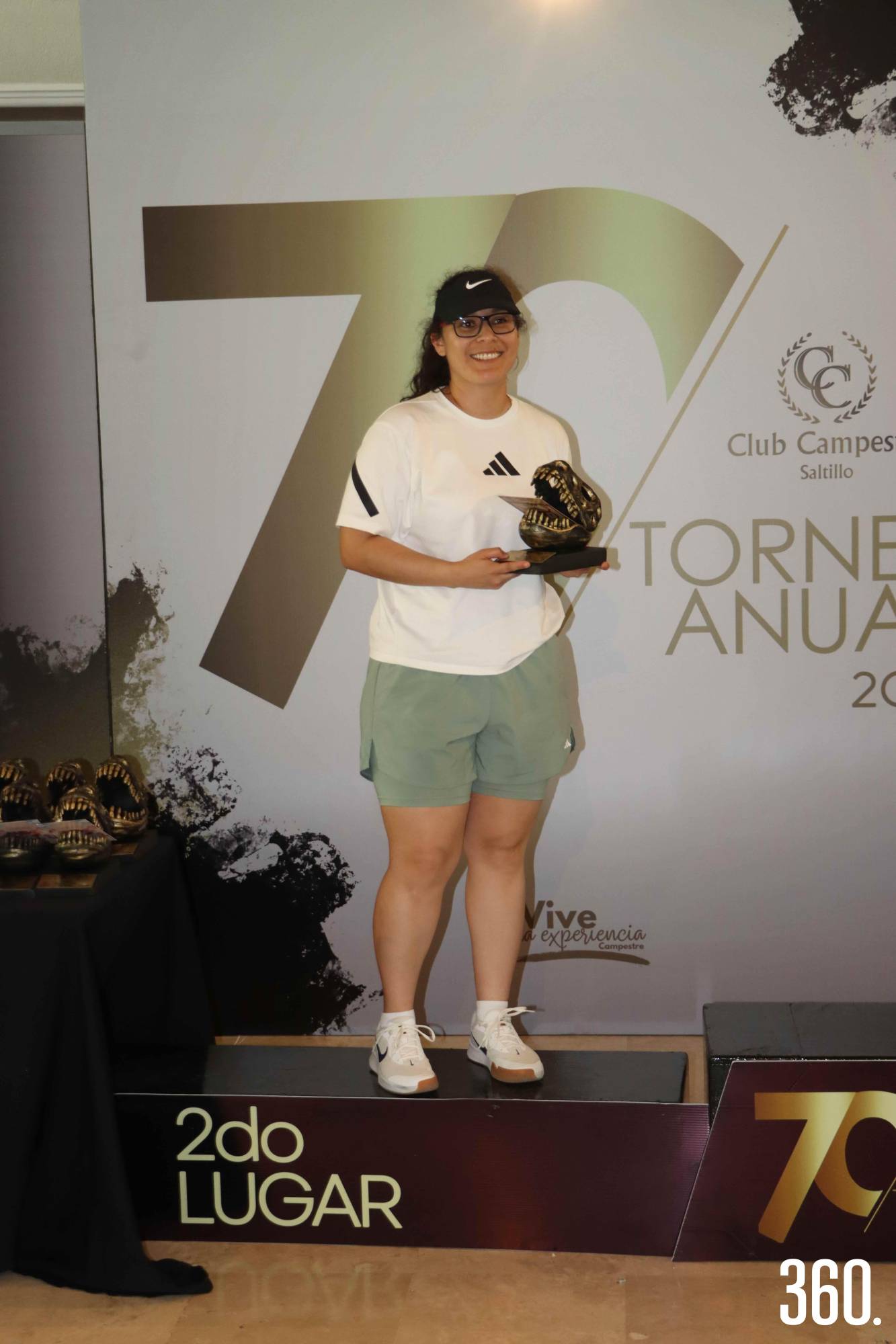 $!Claudia Villar, 2ndo lugar Femenil Novatas.