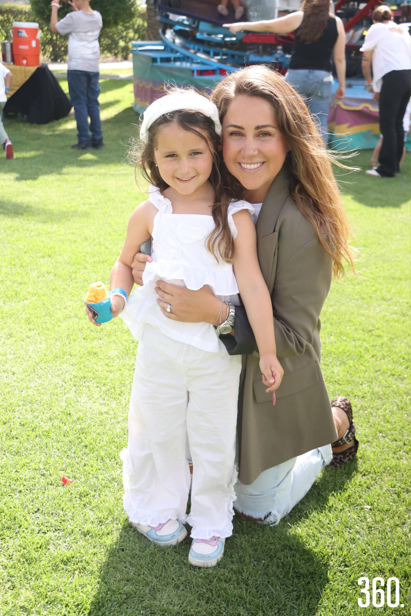 $!Nicole Saro y Nicole Ferrara de Saro.