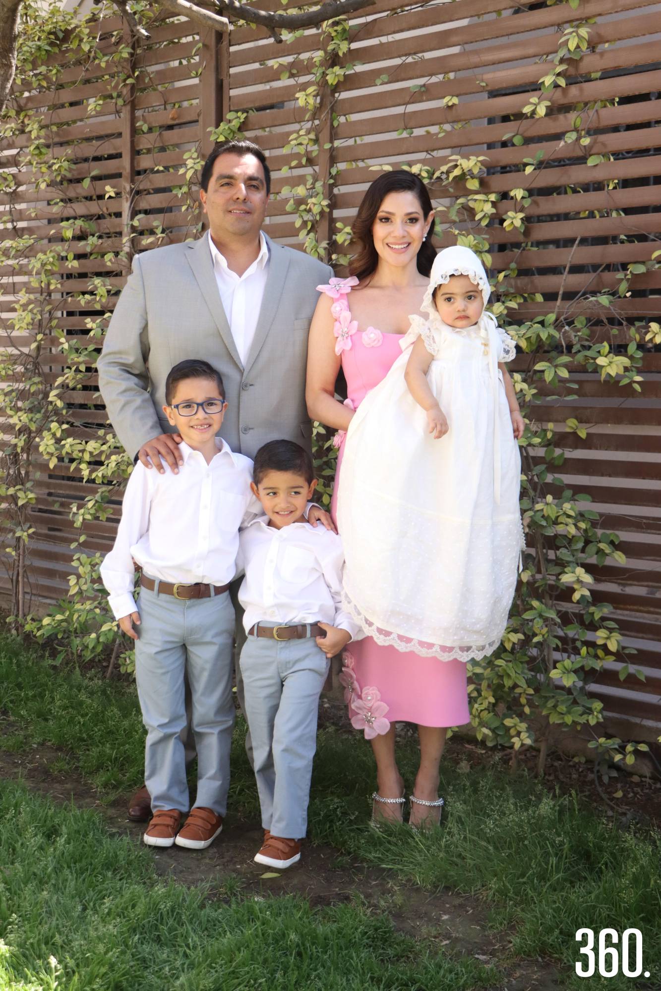 $!Silvana con sus padres y hermanos, Silvano Alcántara, Liliana González, Pablo y Marcelo Alcántara.