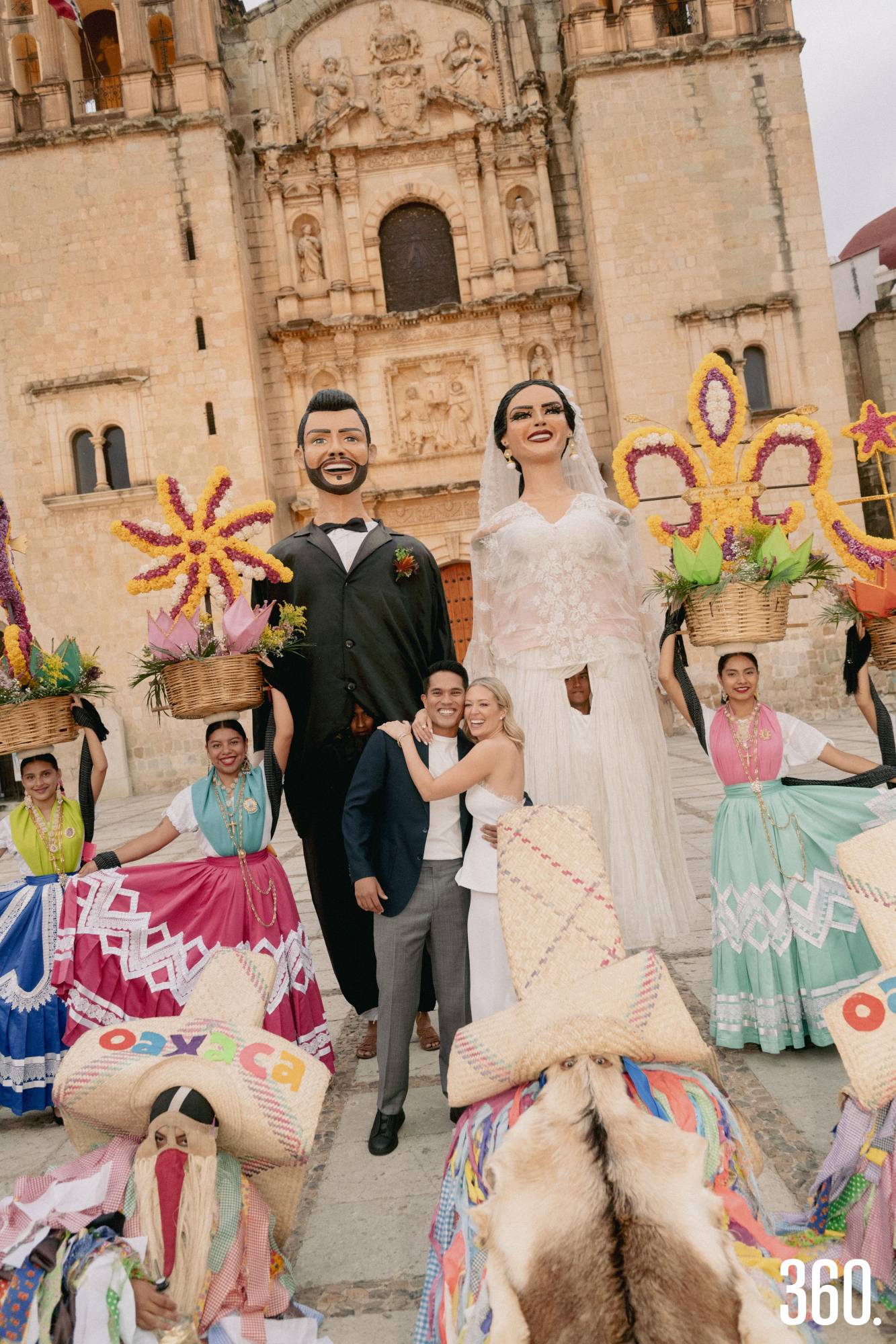 $!Patricia Villarreal Martínez y Carlos Alberto Téllez Rodríguez disfrutaron de una velada previa a su boda en Oaxaca, rodeados del cariño de familiares y amigos.