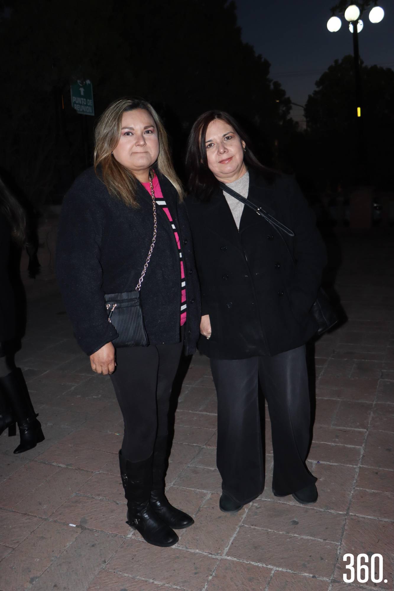 $!Dolores y Norma Herrera.