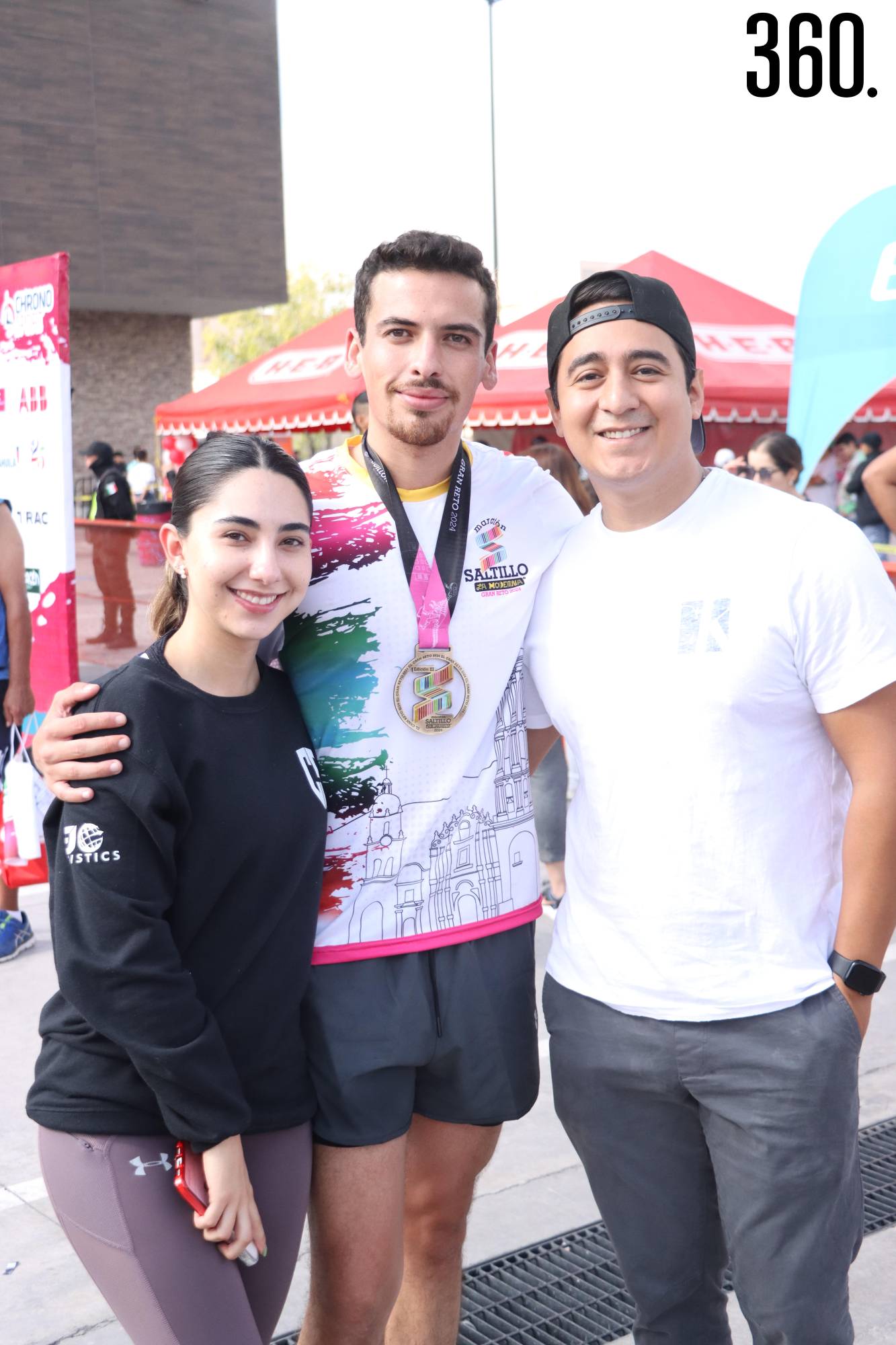 $!PARTICIPAN EN EL MARATÓN LA MODERNA