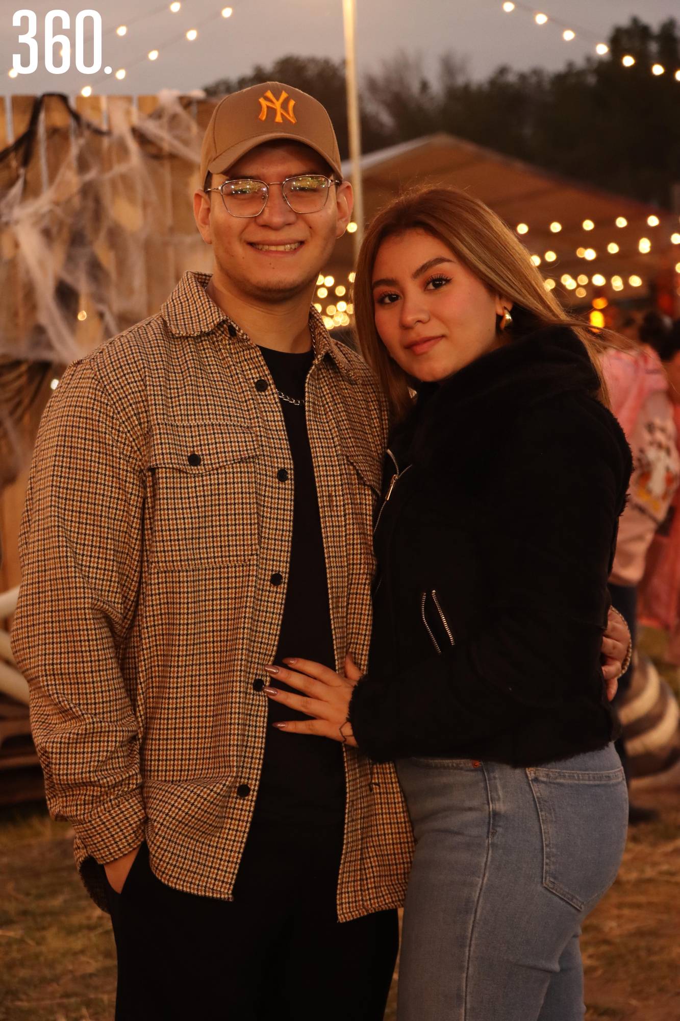 $!DISFRUTAN DE 'SPOOKY TOWN'