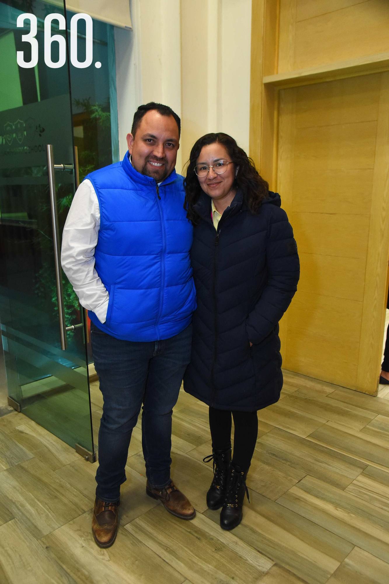 $!PADRES DE FAMILIA ASISTEN A CONFERENCIA &quot;HIJOS CON RAÍCES Y ALAS&quot;