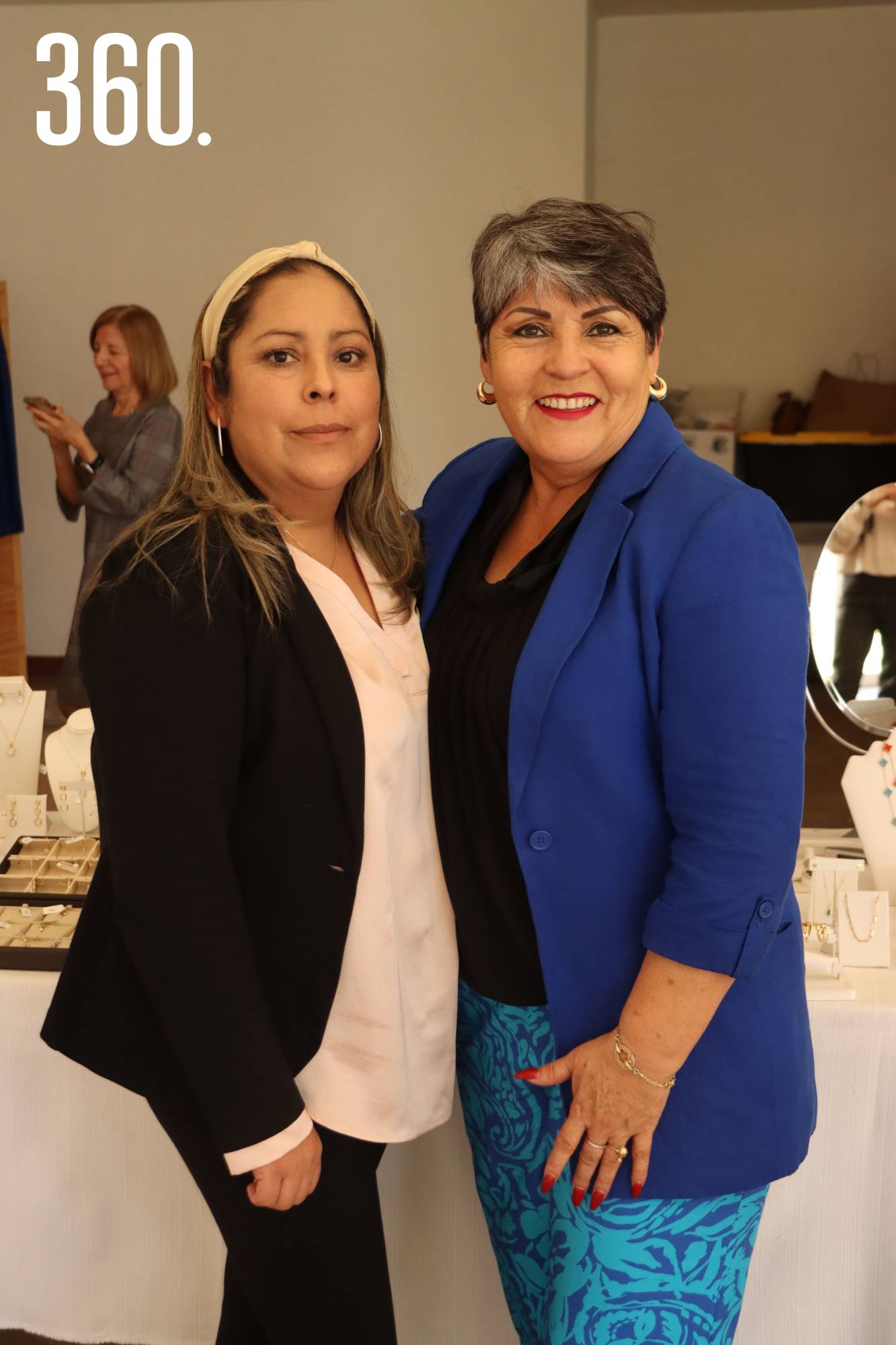 $!María de Jesús Ramírez y Yesika Romero.