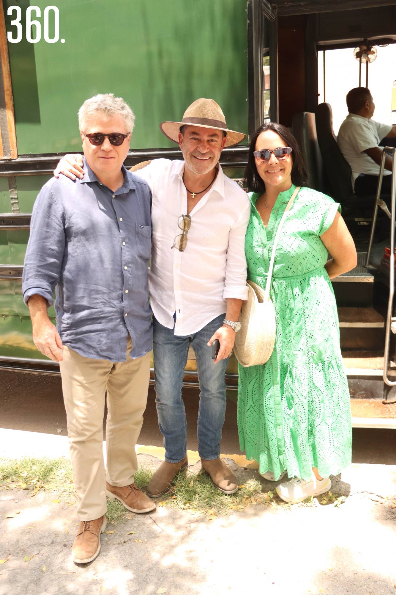 $!FESTEJAN A LIZZY EN LOS VIÑEDOS