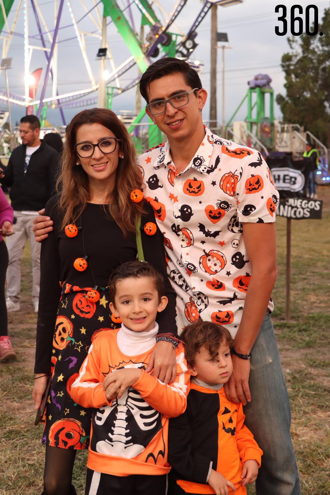 $!DISFRUTAN DE 'SPOOKY TOWN'