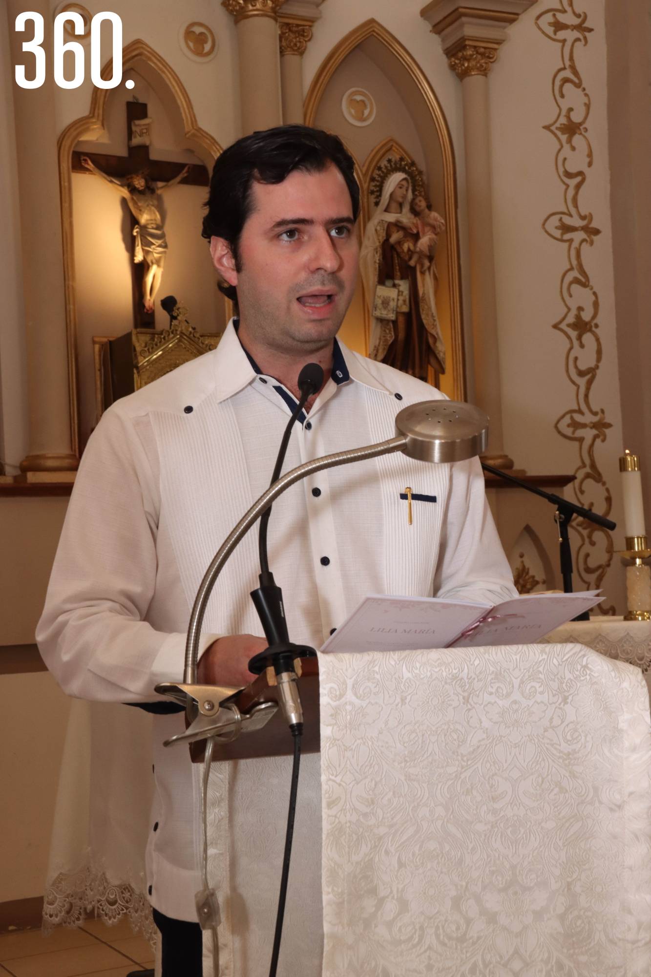 $!Everardo Hiarmes participó con el salmo responsorial.