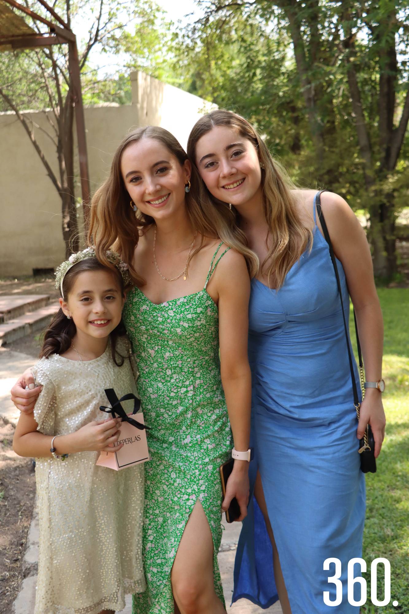 $!Mariángela con Gina y Ana Sofía Rodríguez.