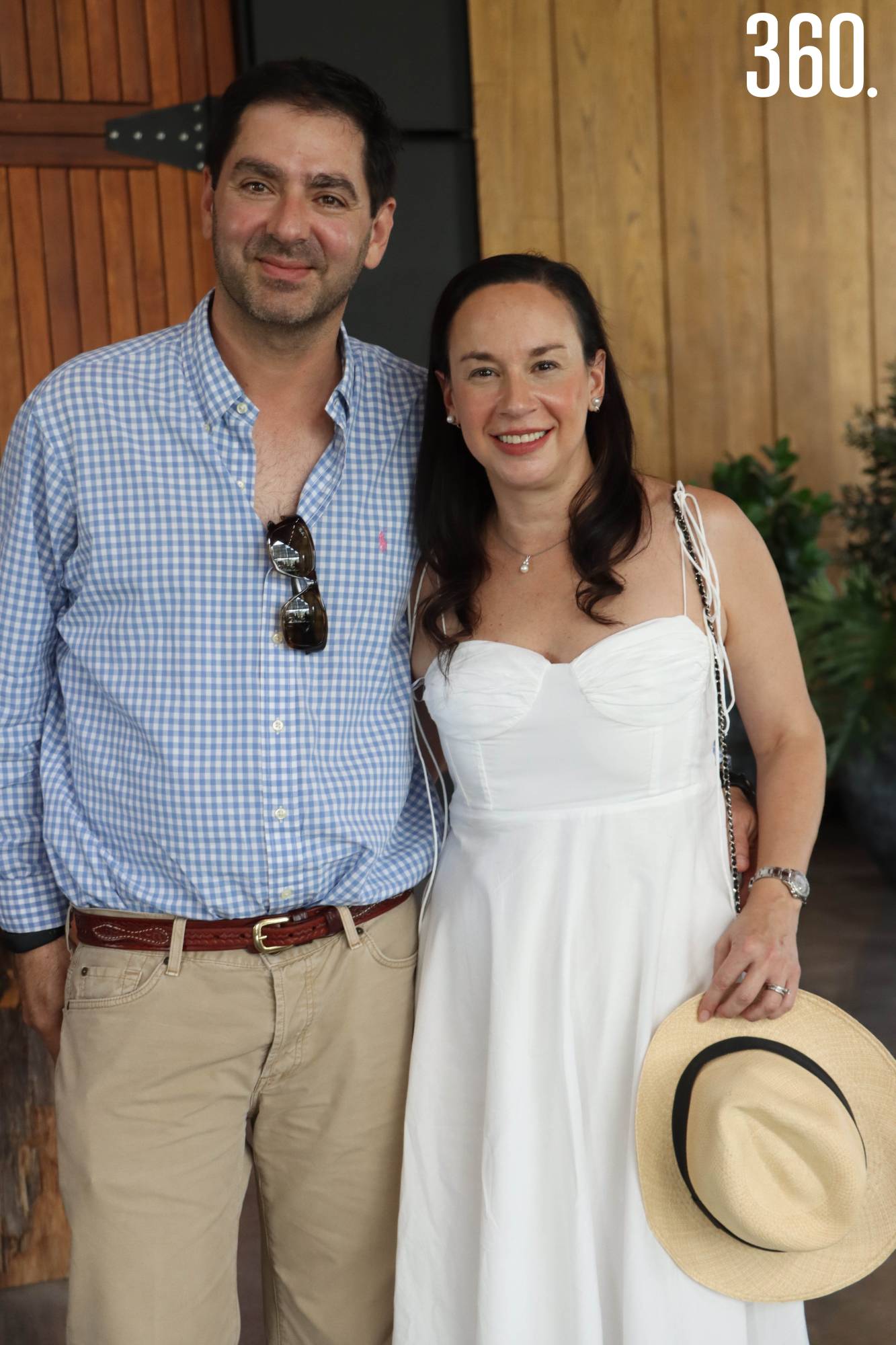 $!FESTEJAN A LIZZY EN LOS VIÑEDOS
