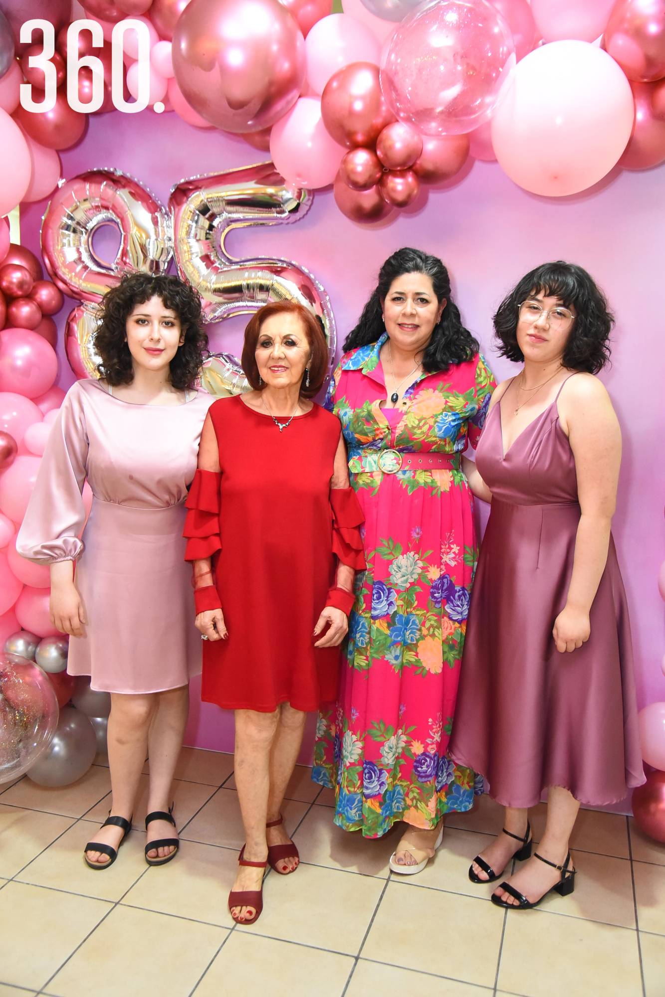 $!Regina Flores Derbez, Lupita Saade, Liliana Derbez y Liliana Sofía Flores Derbez.