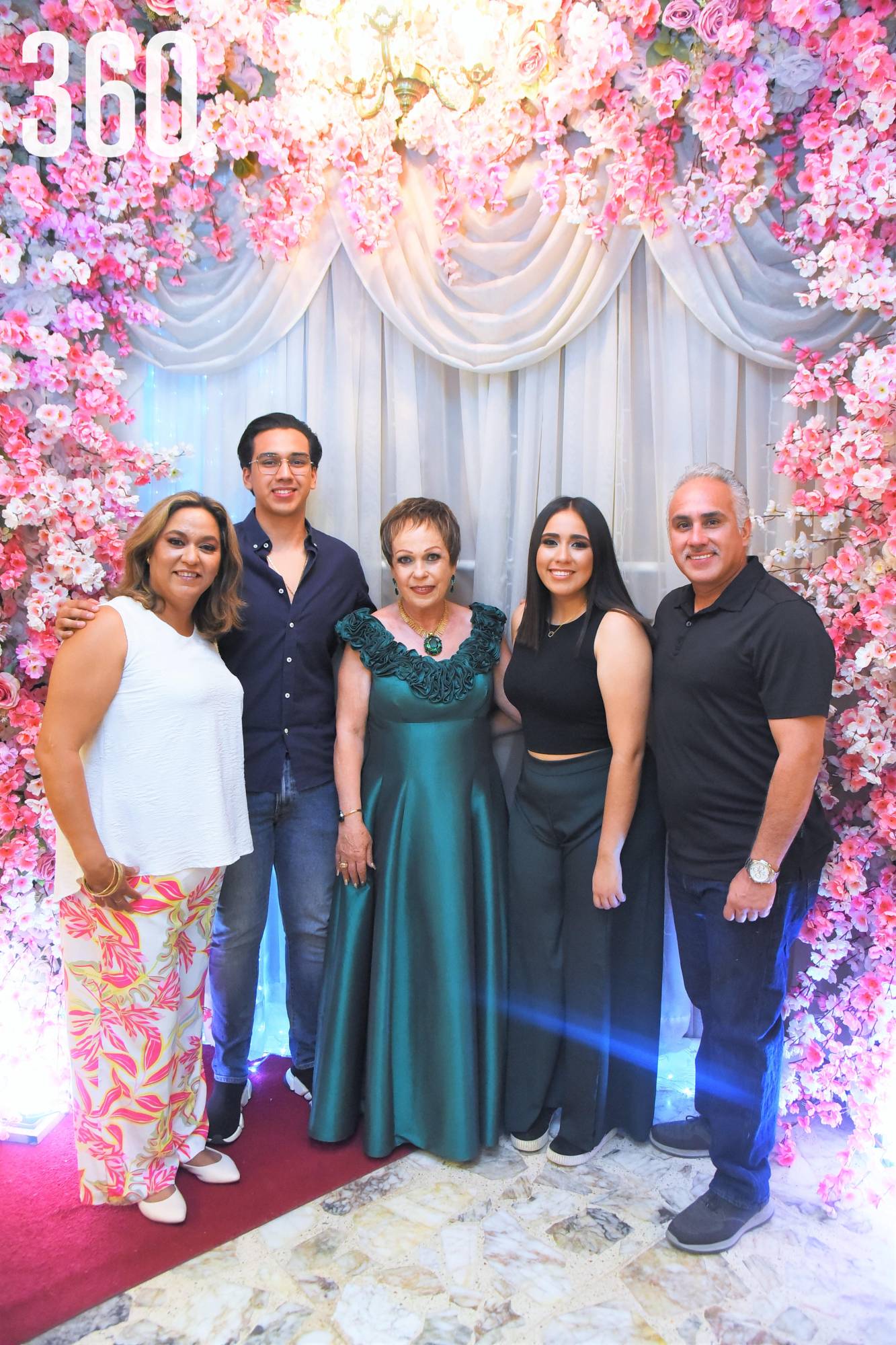 $!Mónica Patricia Saade, Nicolás Saucedo, Lilian Mitri Nazal, Lilian Saucedo y Alberto Saucedo.